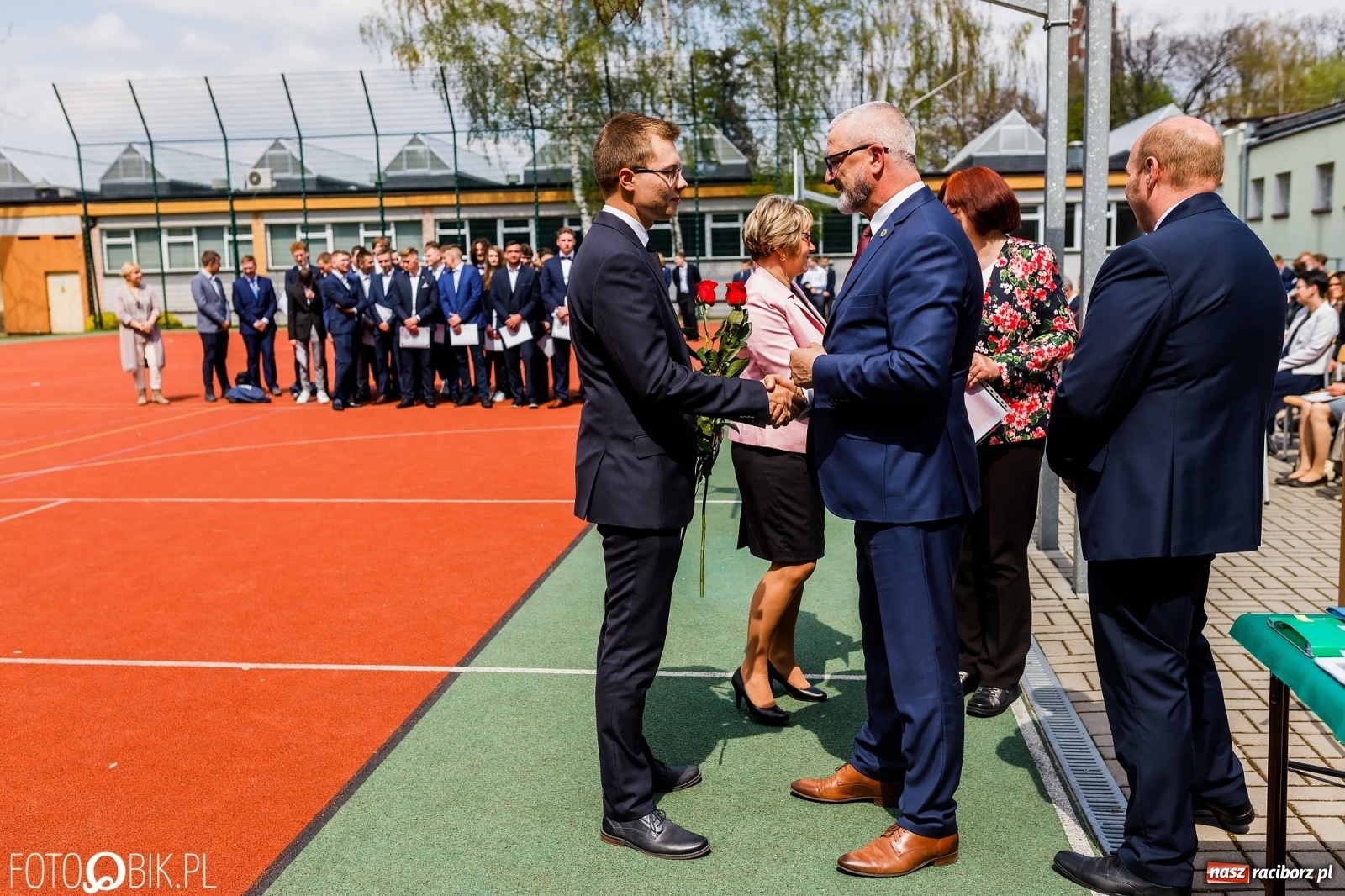 Zdjęcie w galerii na portalu naszraciborz.pl: Politechnika nad Odrą pożegnała swoich absolwentów [FOTO] wiadomości z regionu