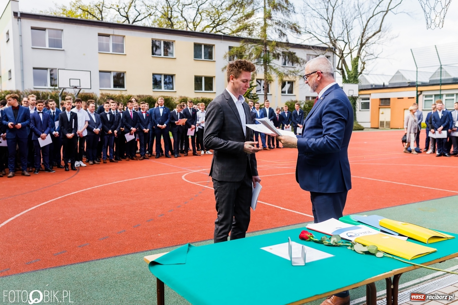 Zdjęcie w galerii na portalu naszraciborz.pl: Politechnika nad Odrą pożegnała swoich absolwentów [FOTO] wiadomości z regionu
