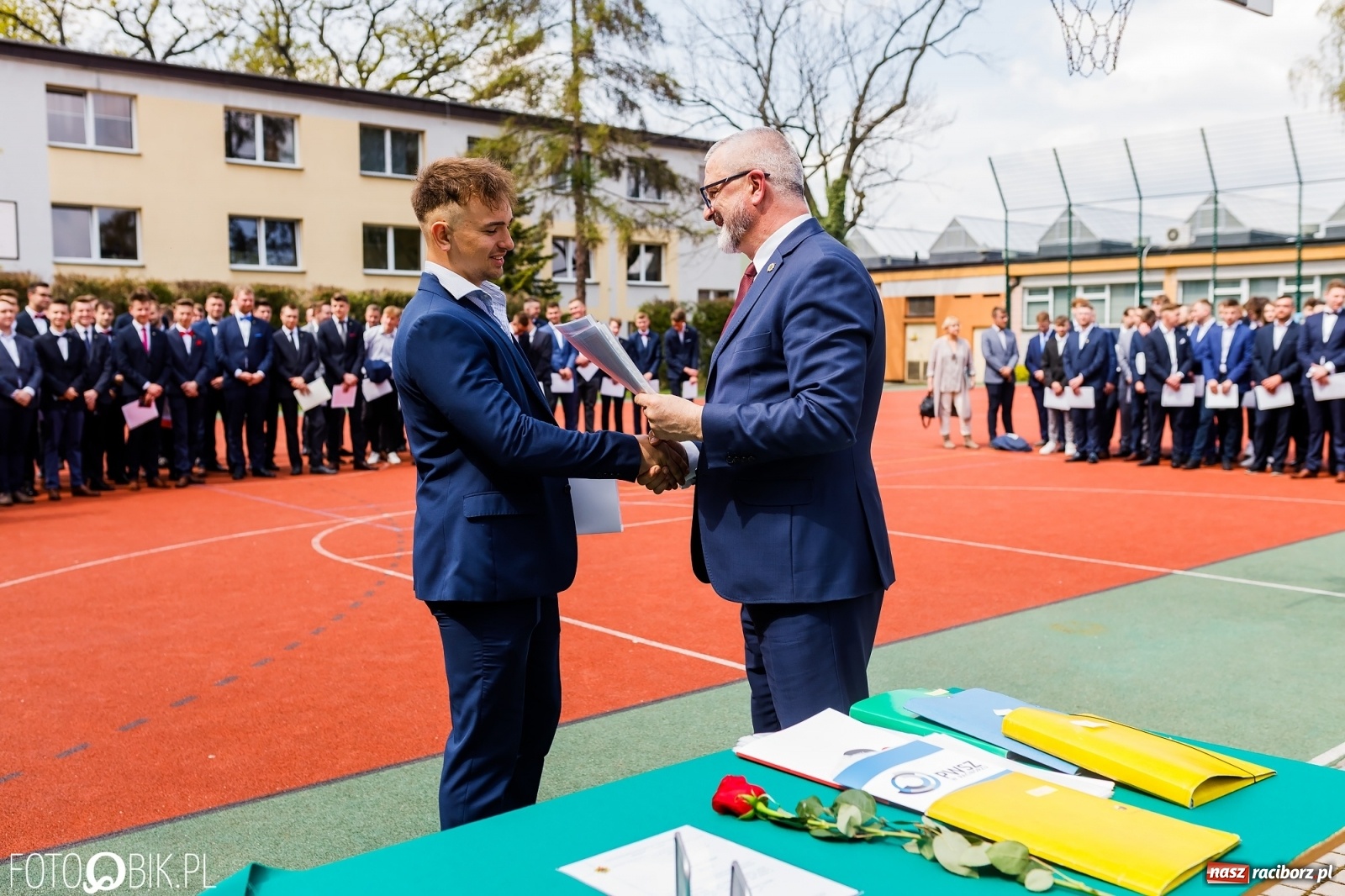 Zdjęcie w galerii na portalu naszraciborz.pl: Politechnika nad Odrą pożegnała swoich absolwentów [FOTO] wiadomości z regionu