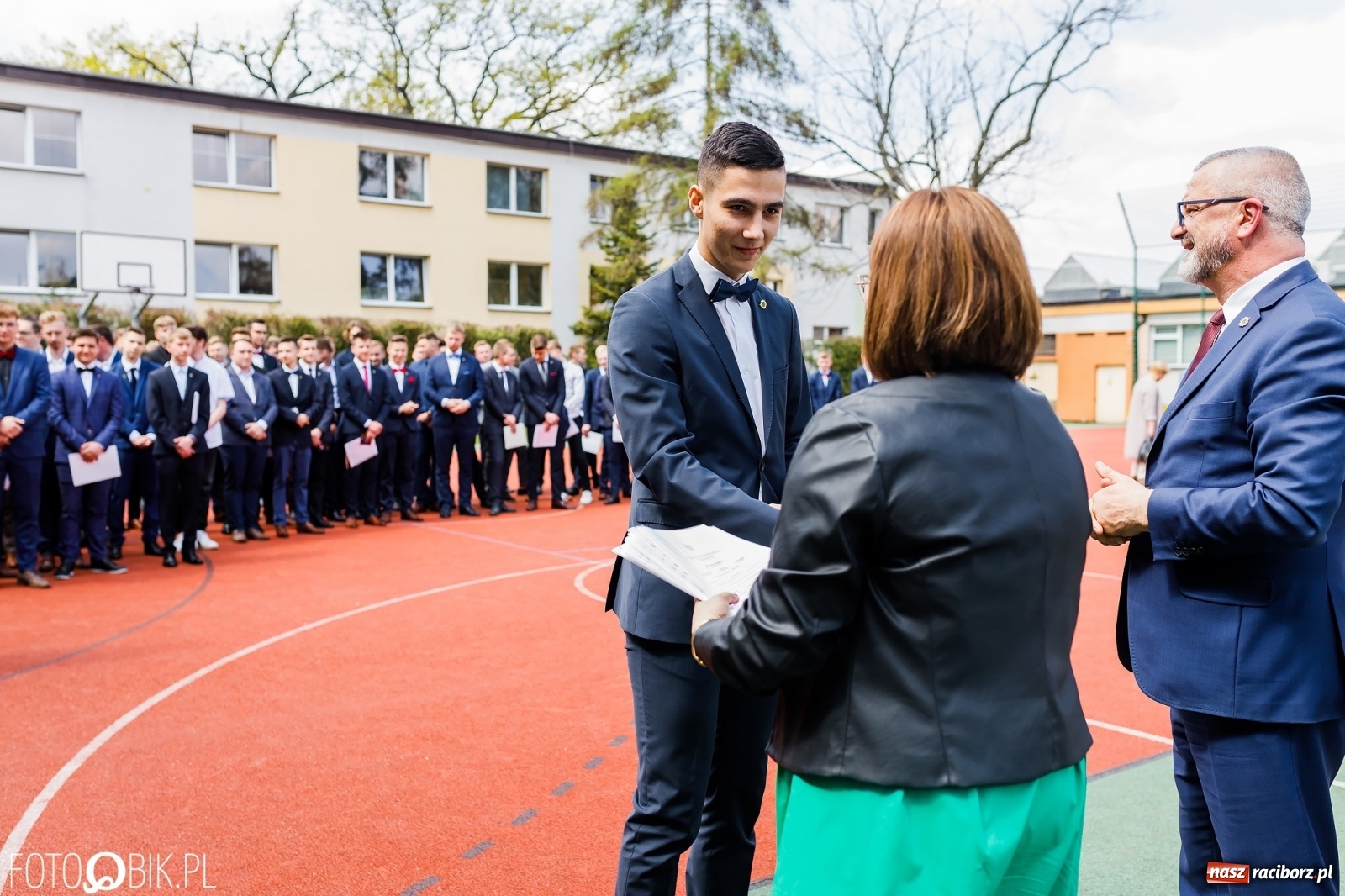 Zdjęcie w galerii na portalu naszraciborz.pl: Politechnika nad Odrą pożegnała swoich absolwentów [FOTO] wiadomości z regionu