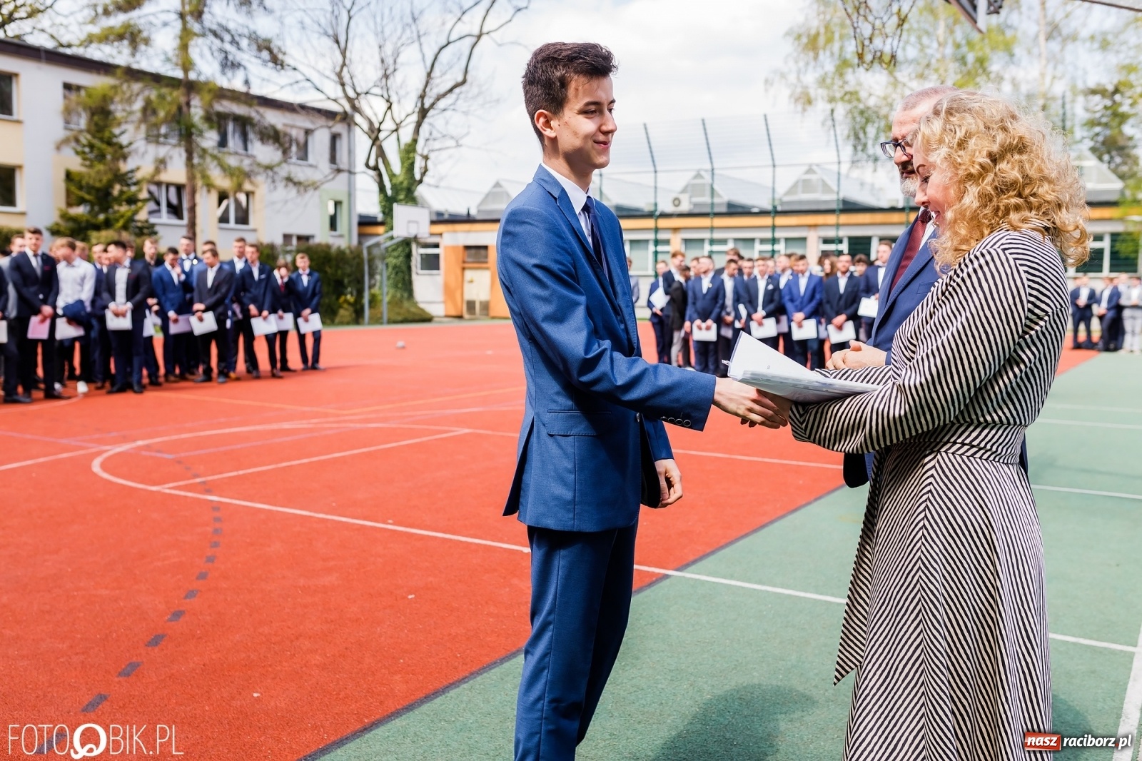 Zdjęcie w galerii na portalu naszraciborz.pl: Politechnika nad Odrą pożegnała swoich absolwentów [FOTO] wiadomości z regionu