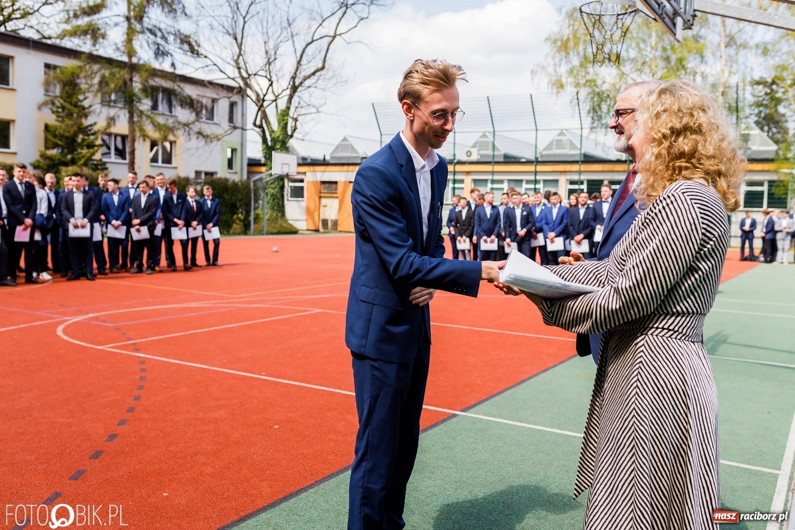 Zdjęcie w galerii na portalu naszraciborz.pl: Politechnika nad Odrą pożegnała swoich absolwentów [FOTO] wiadomości z regionu