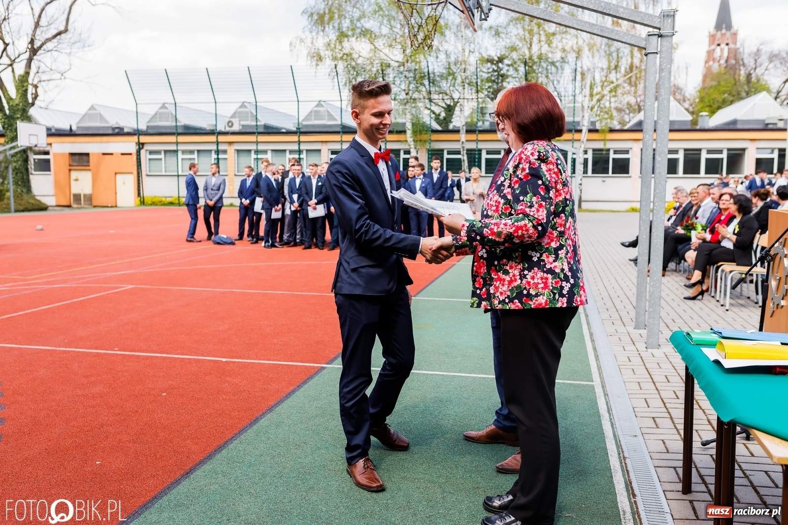Zdjęcie w galerii na portalu naszraciborz.pl: Politechnika nad Odrą pożegnała swoich absolwentów [FOTO] wiadomości z regionu