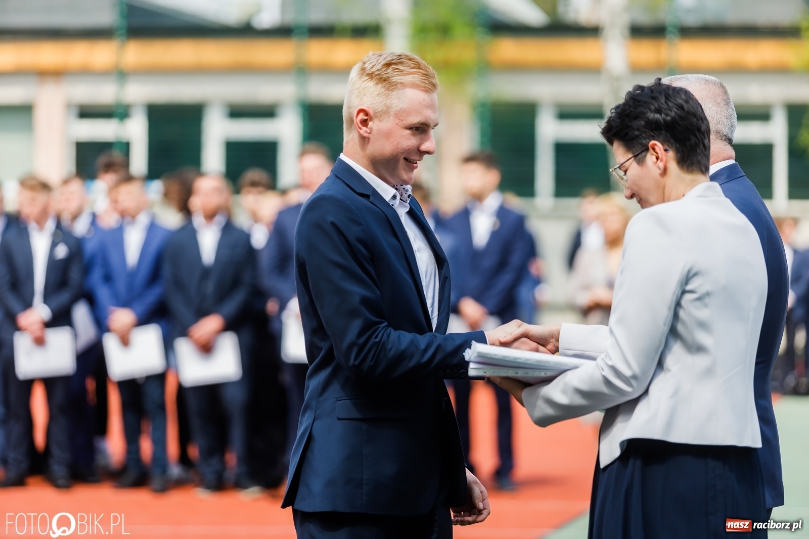 Zdjęcie w galerii na portalu naszraciborz.pl: Politechnika nad Odrą pożegnała swoich absolwentów [FOTO] wiadomości z regionu