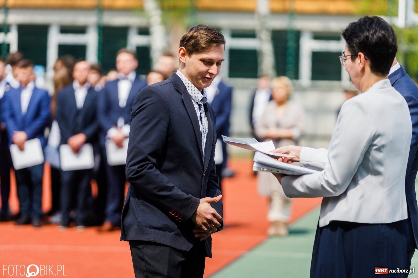 Zdjęcie w galerii na portalu naszraciborz.pl: Politechnika nad Odrą pożegnała swoich absolwentów [FOTO] wiadomości z regionu