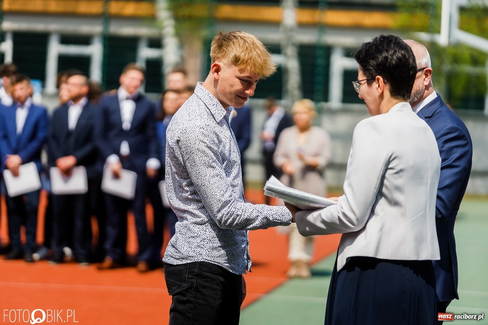 Zdjęcie w galerii na portalu naszraciborz.pl: Politechnika nad Odrą pożegnała swoich absolwentów [FOTO] wiadomości z regionu