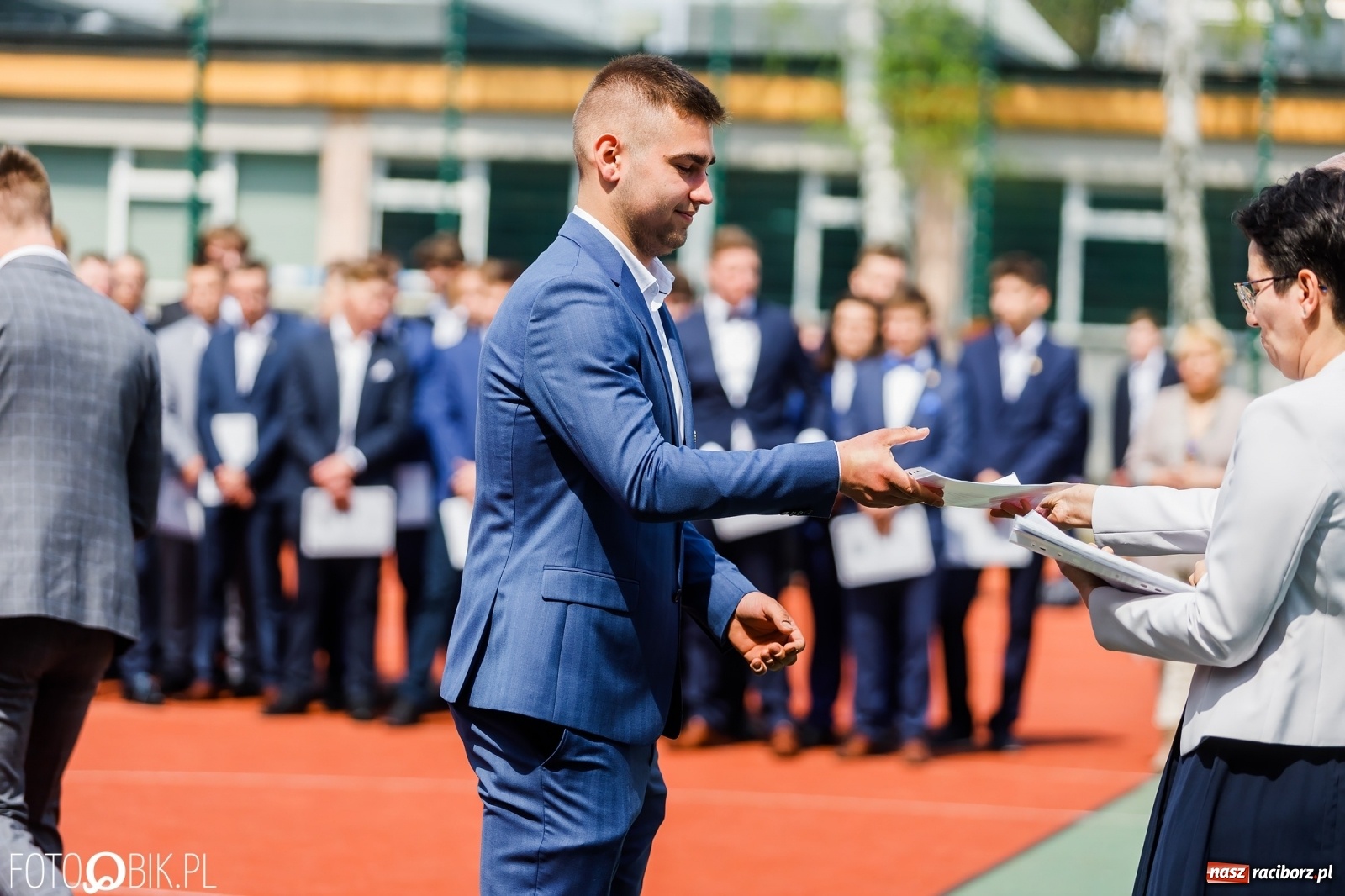 Zdjęcie w galerii na portalu naszraciborz.pl: Politechnika nad Odrą pożegnała swoich absolwentów [FOTO] wiadomości z regionu