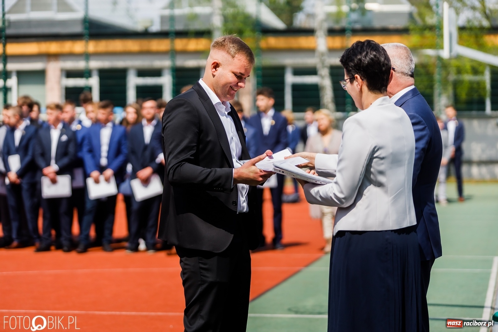 Zdjęcie w galerii na portalu naszraciborz.pl: Politechnika nad Odrą pożegnała swoich absolwentów [FOTO] wiadomości z regionu
