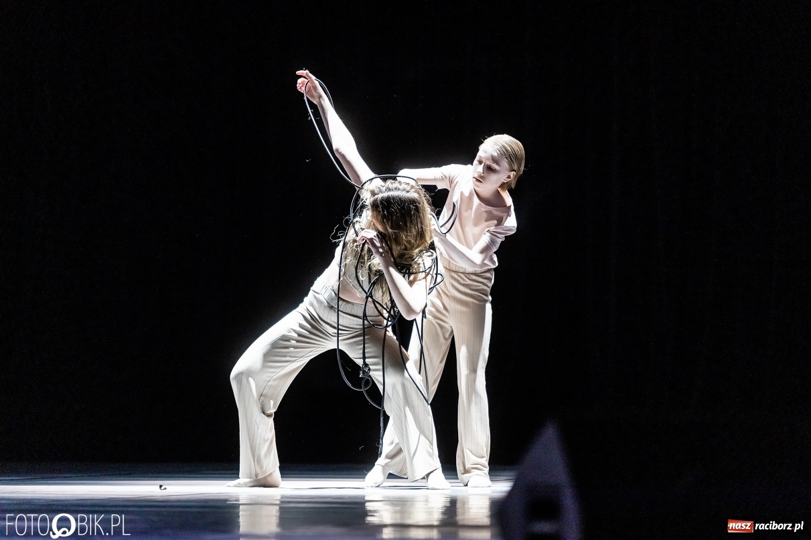 Zdjęcie w galerii na portalu naszraciborz.pl: Linia życia w wykonaniu Skazy ponownie na deskach RCK wiadomości z regionu