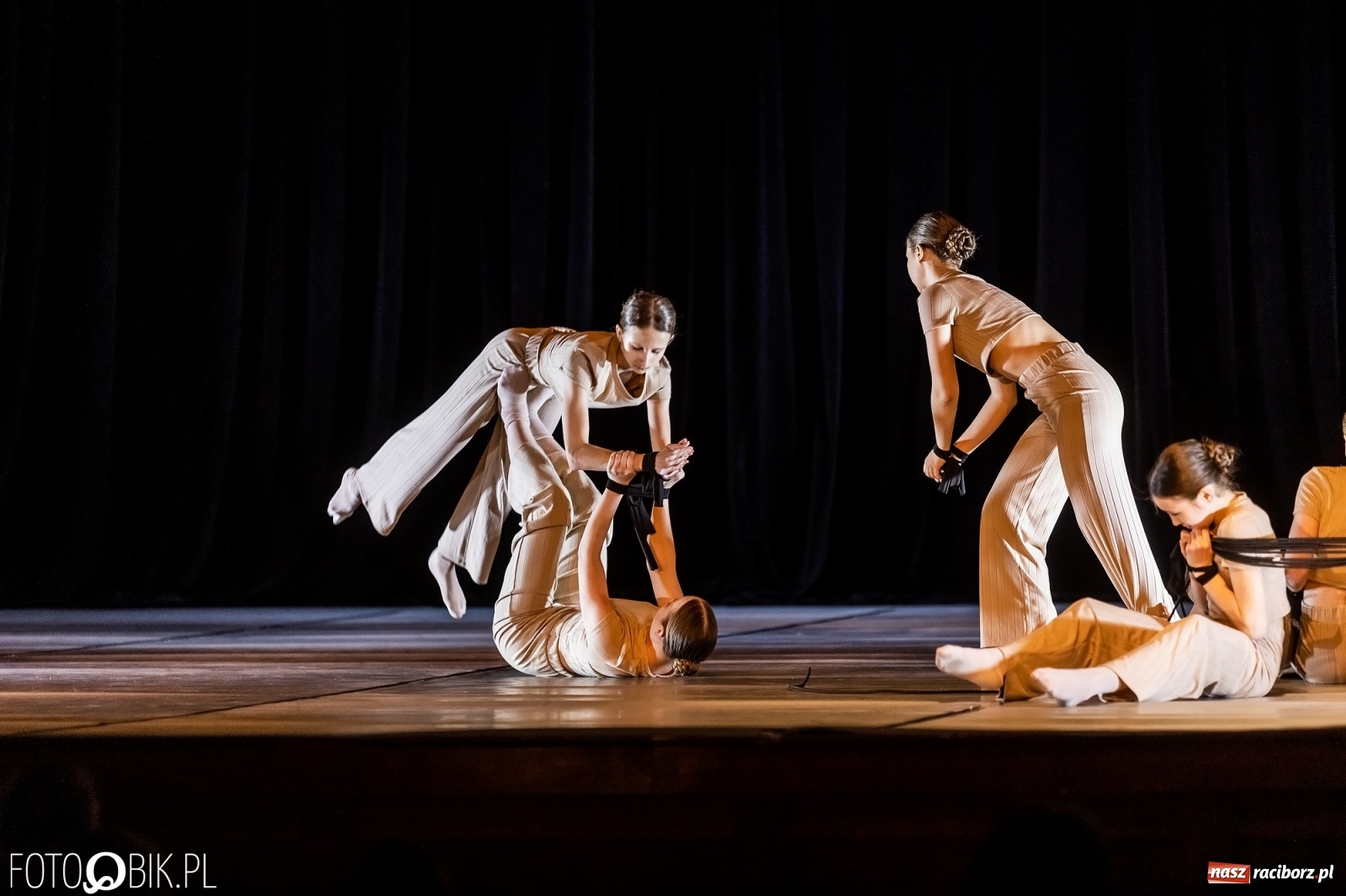 Zdjęcie w galerii na portalu naszraciborz.pl: Linia życia w wykonaniu Skazy ponownie na deskach RCK wiadomości z regionu