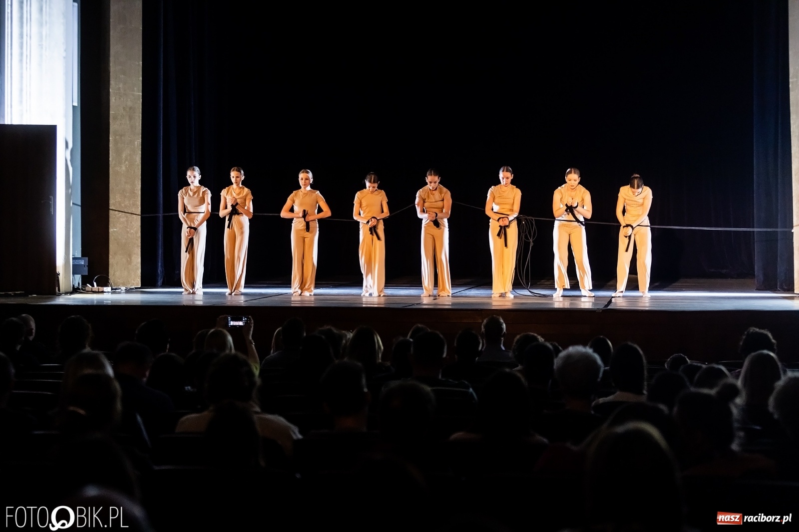 Zdjęcie w galerii na portalu naszraciborz.pl: Linia życia w wykonaniu Skazy ponownie na deskach RCK wiadomości z regionu