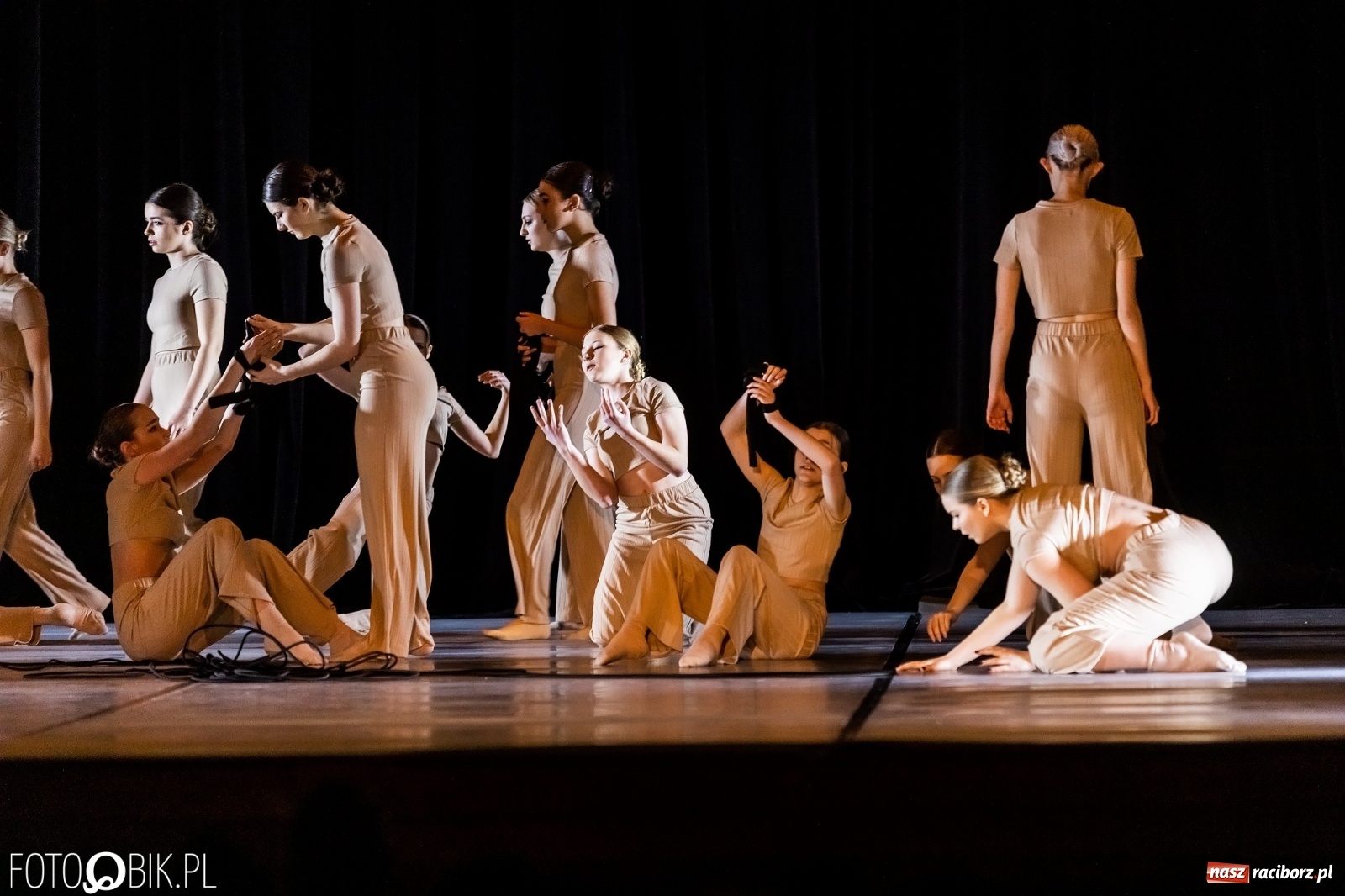 Zdjęcie w galerii na portalu naszraciborz.pl: Linia życia w wykonaniu Skazy ponownie na deskach RCK wiadomości z regionu