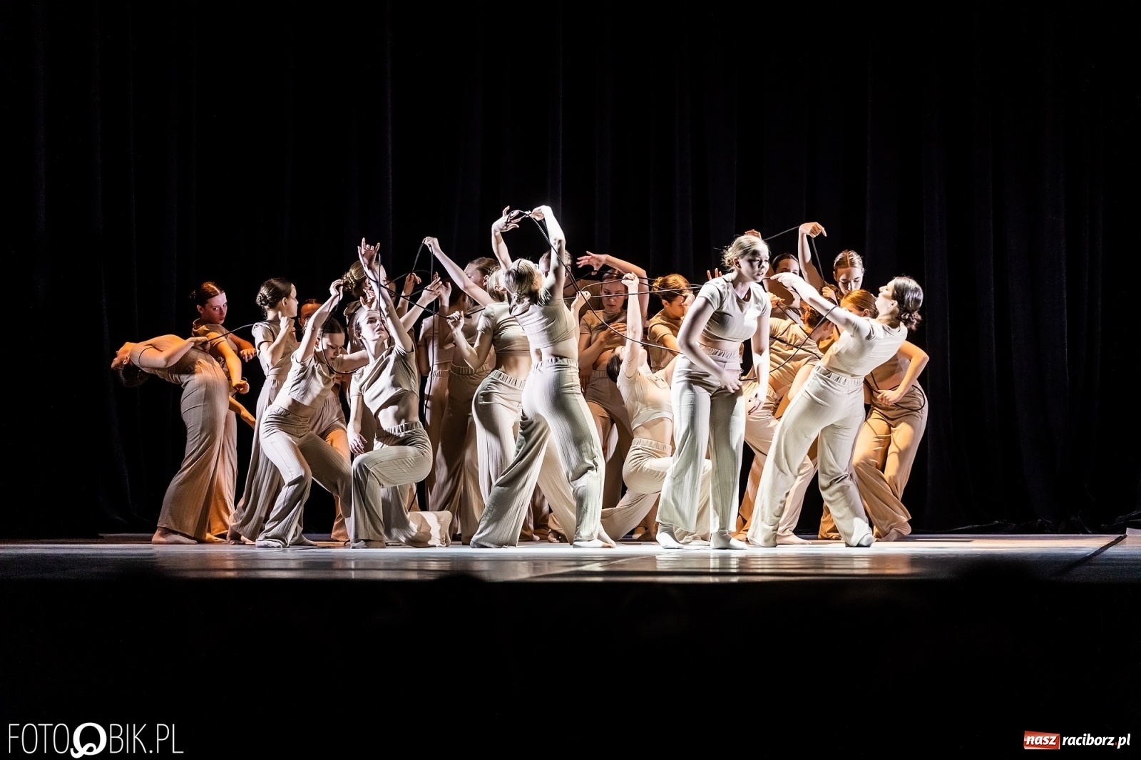 Zdjęcie w galerii na portalu naszraciborz.pl: Linia życia w wykonaniu Skazy ponownie na deskach RCK wiadomości z regionu