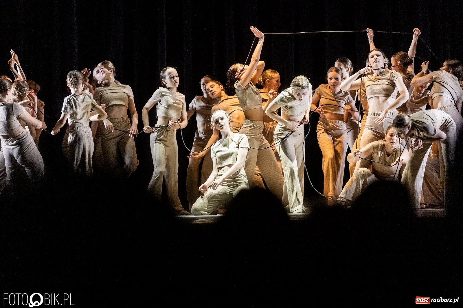 Zdjęcie w galerii na portalu naszraciborz.pl: Linia życia w wykonaniu Skazy ponownie na deskach RCK wiadomości z regionu