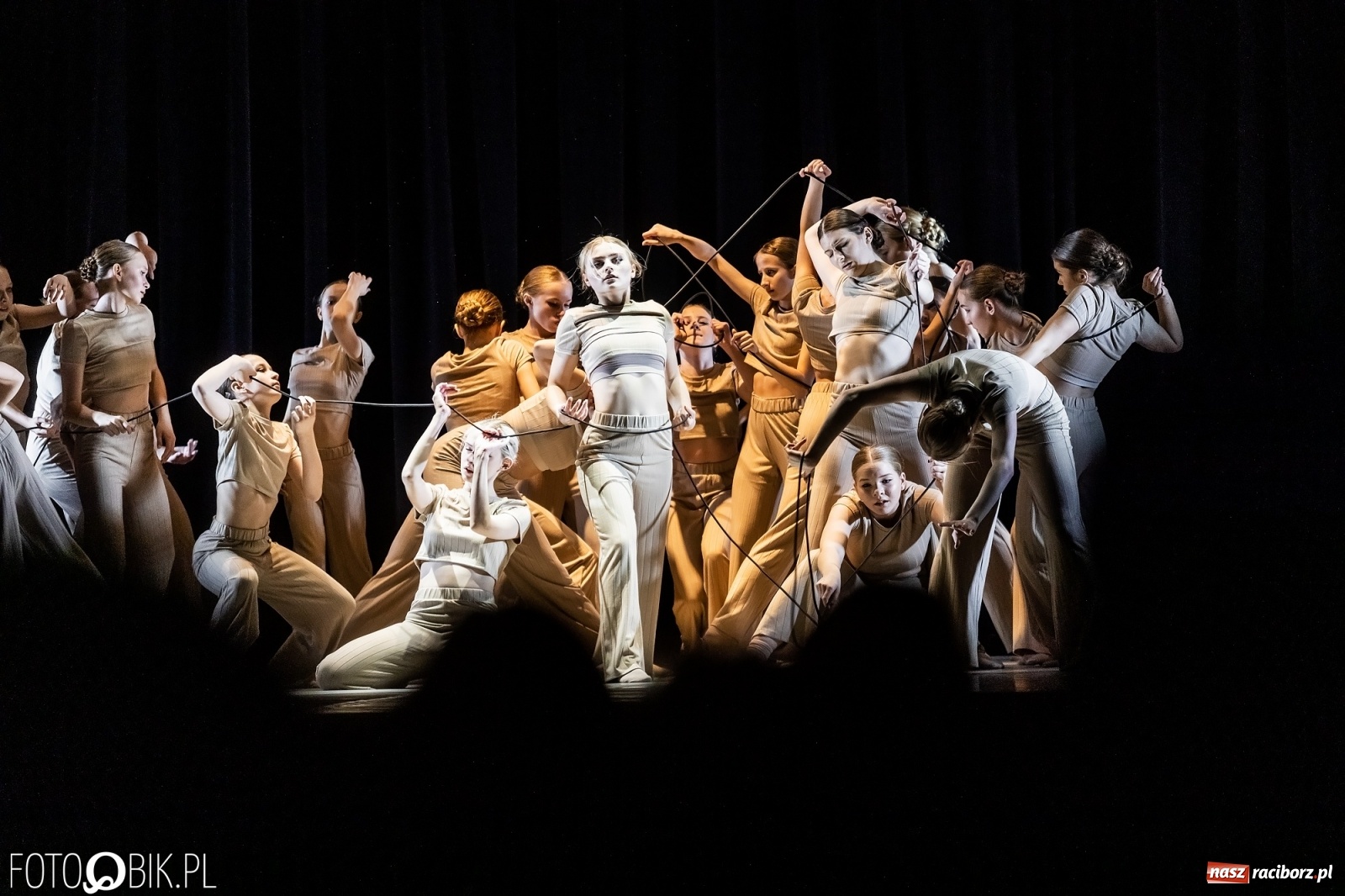Zdjęcie w galerii na portalu naszraciborz.pl: Linia życia w wykonaniu Skazy ponownie na deskach RCK wiadomości z regionu