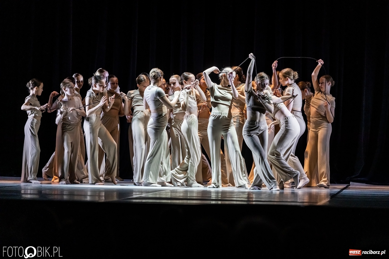 Zdjęcie w galerii na portalu naszraciborz.pl: Linia życia w wykonaniu Skazy ponownie na deskach RCK wiadomości z regionu