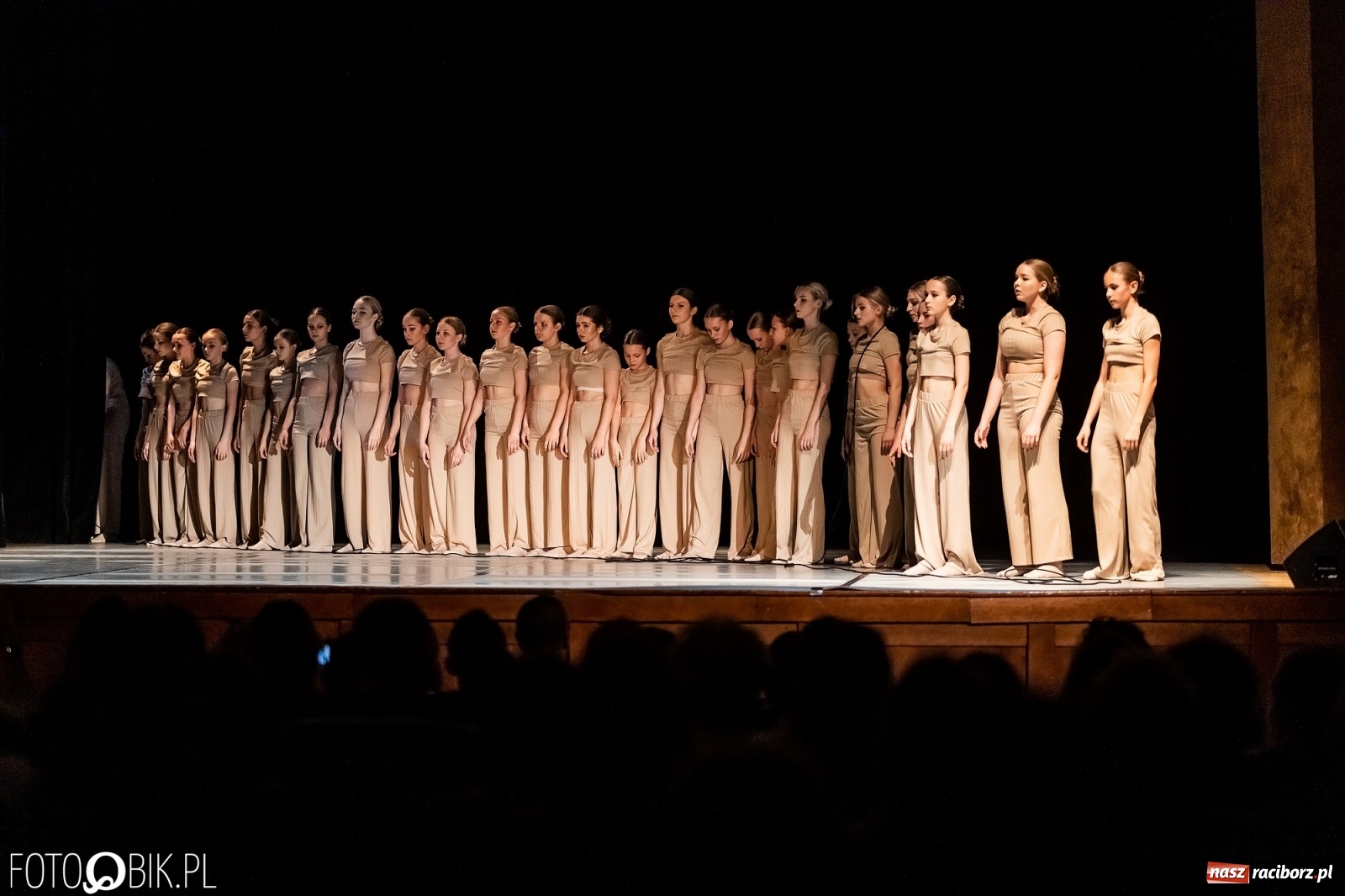 Zdjęcie w galerii na portalu naszraciborz.pl: Linia życia w wykonaniu Skazy ponownie na deskach RCK wiadomości z regionu