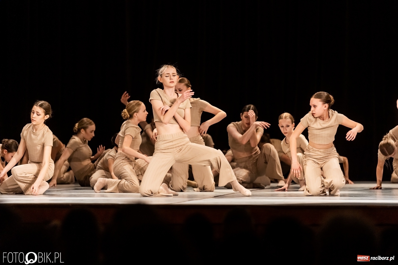 Zdjęcie w galerii na portalu naszraciborz.pl: Linia życia w wykonaniu Skazy ponownie na deskach RCK wiadomości z regionu