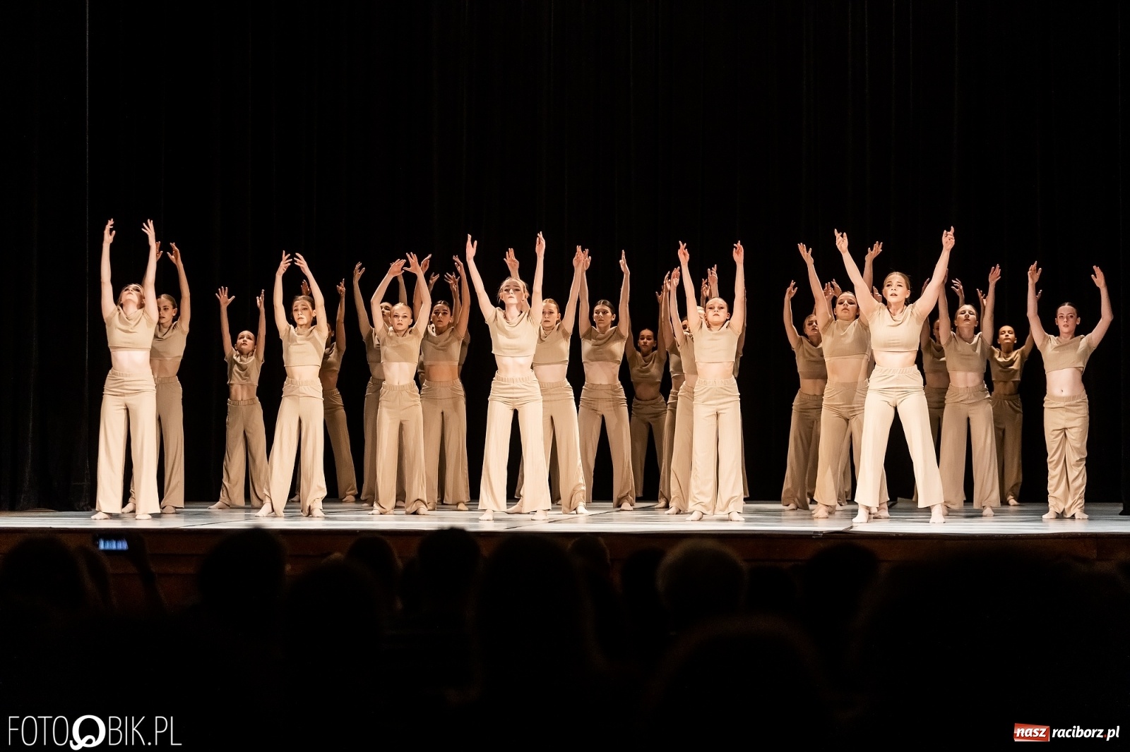 Zdjęcie w galerii na portalu naszraciborz.pl: Linia życia w wykonaniu Skazy ponownie na deskach RCK wiadomości z regionu