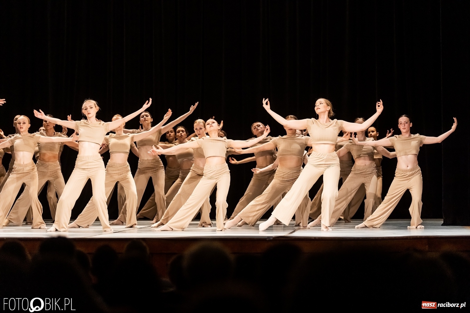 Zdjęcie w galerii na portalu naszraciborz.pl: Linia życia w wykonaniu Skazy ponownie na deskach RCK wiadomości z regionu