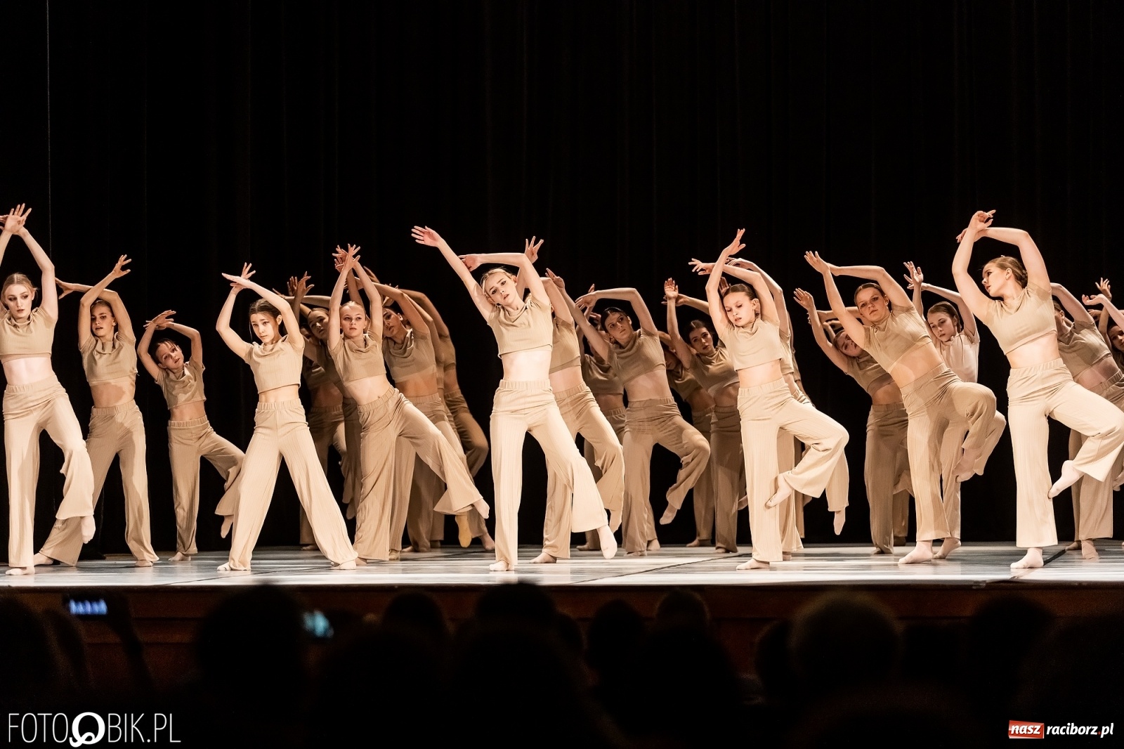 Zdjęcie w galerii na portalu naszraciborz.pl: Linia życia w wykonaniu Skazy ponownie na deskach RCK wiadomości z regionu