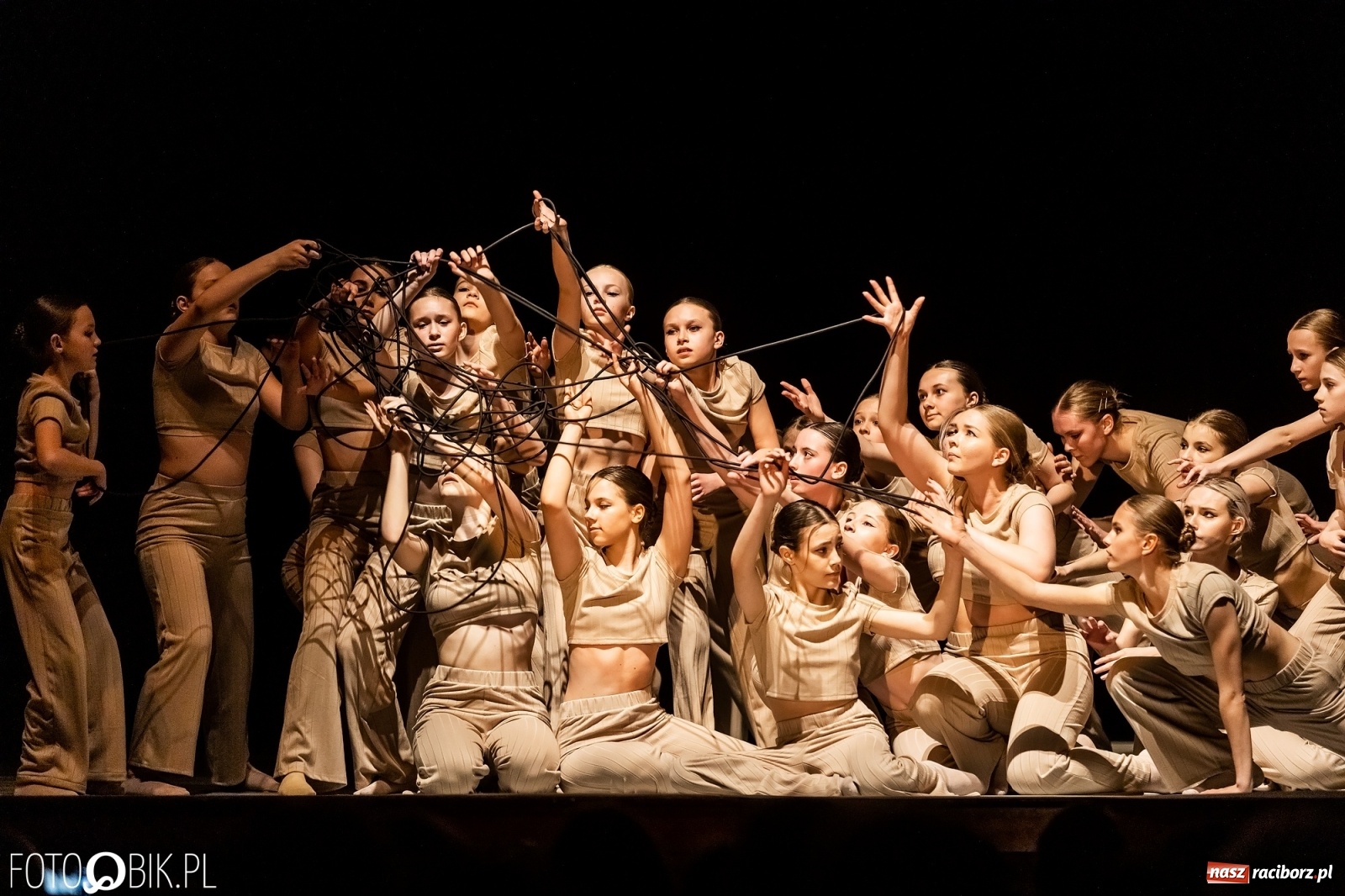 Zdjęcie w galerii na portalu naszraciborz.pl: Linia życia w wykonaniu Skazy ponownie na deskach RCK wiadomości z regionu