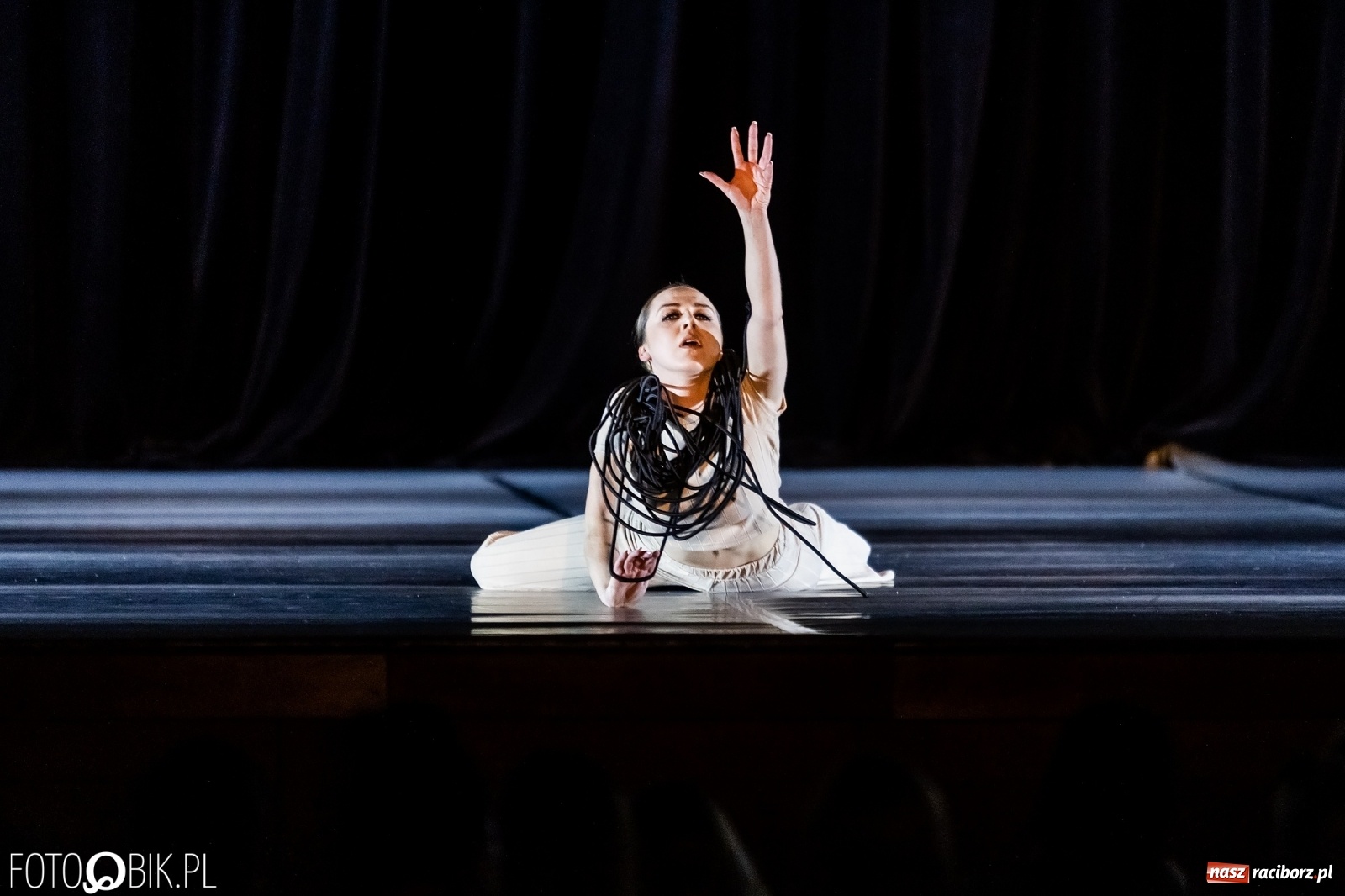 Zdjęcie w galerii na portalu naszraciborz.pl: Linia życia w wykonaniu Skazy ponownie na deskach RCK wiadomości z regionu