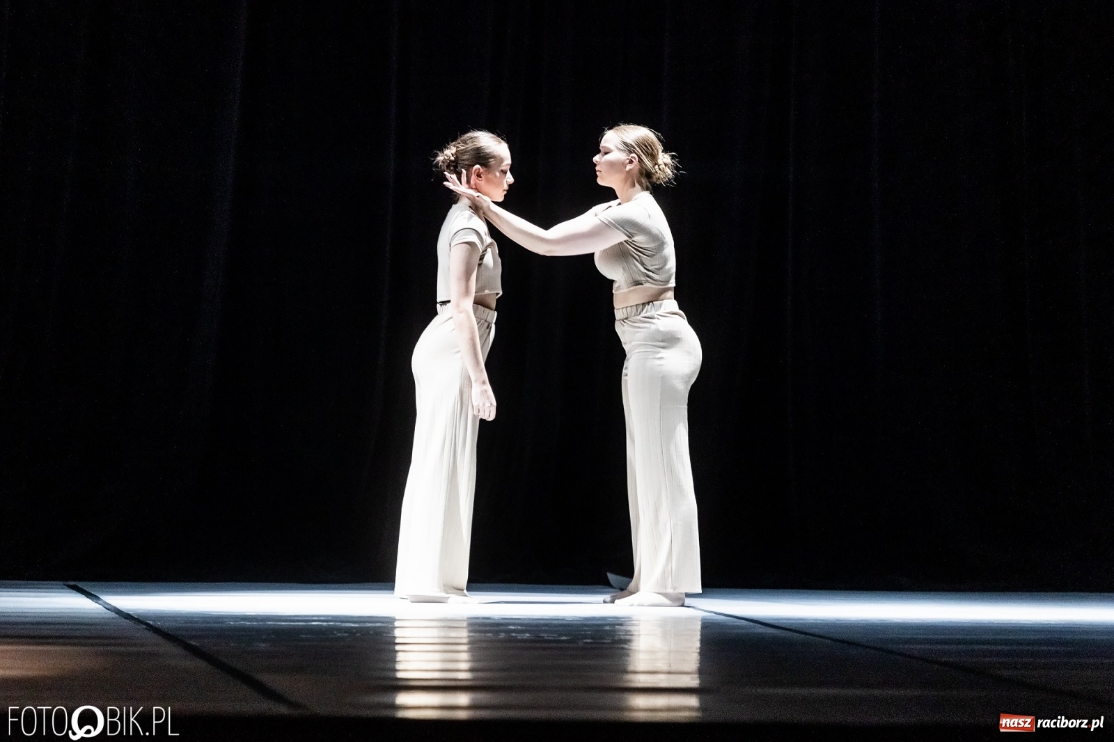 Zdjęcie w galerii na portalu naszraciborz.pl: Linia życia w wykonaniu Skazy ponownie na deskach RCK wiadomości z regionu