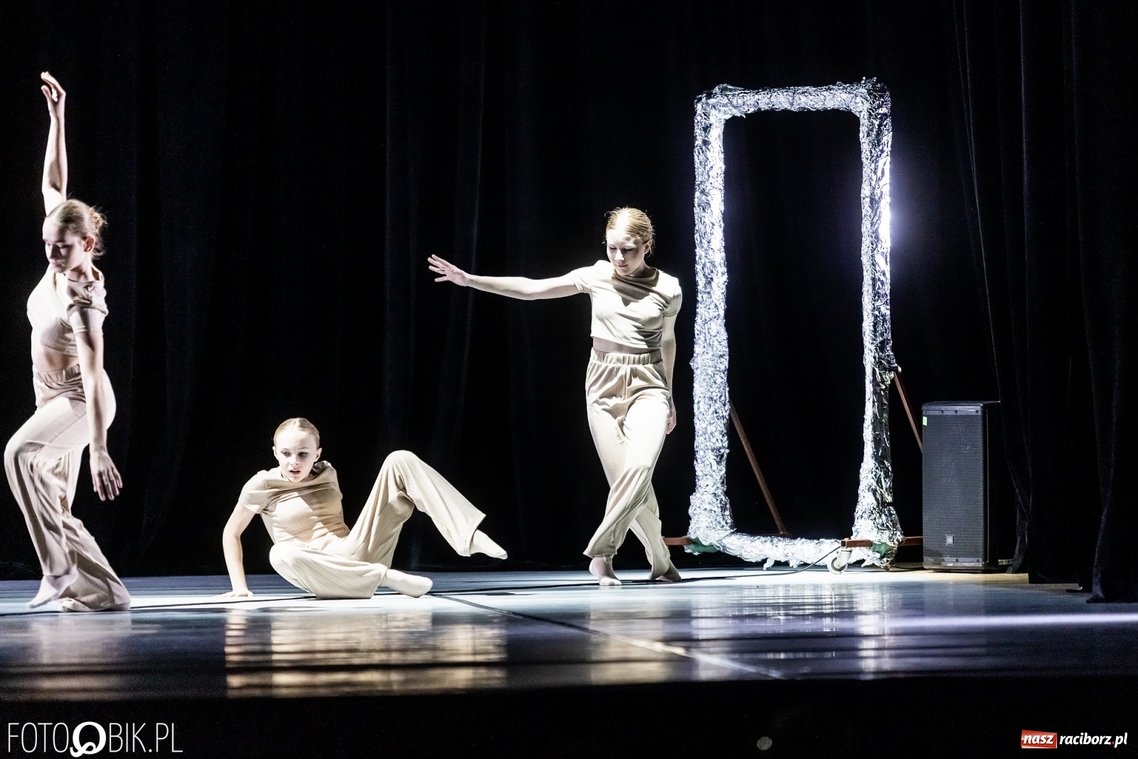 Zdjęcie w galerii na portalu naszraciborz.pl: Linia życia w wykonaniu Skazy ponownie na deskach RCK wiadomości z regionu