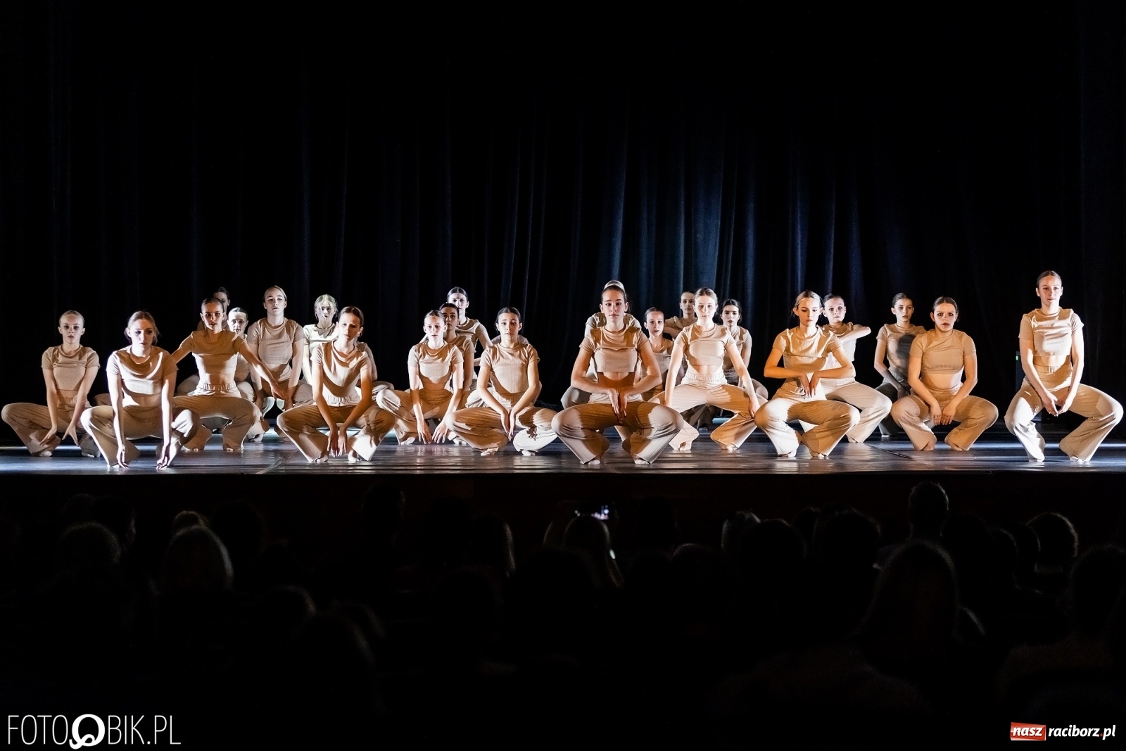 Zdjęcie w galerii na portalu naszraciborz.pl: Linia życia w wykonaniu Skazy ponownie na deskach RCK wiadomości z regionu