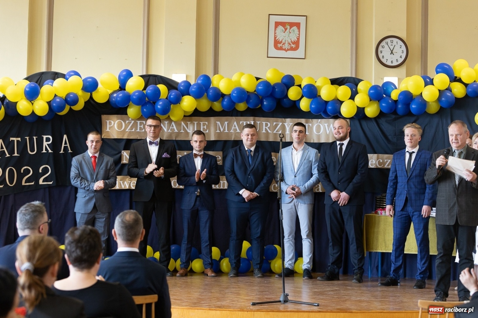 Zdjęcie w galerii na portalu naszraciborz.pl: Świat potrzebuje takich ludzi! - Ekonomik pożegnał tegorocznych maturzystów wiadomości z regionu