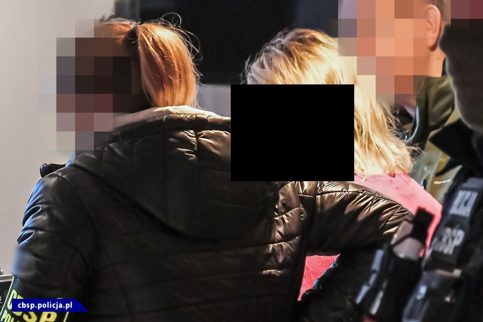 Zdjęcie w galerii na portalu naszraciborz.pl: 16 osób zatrzymanych w śledztwie dotyczącym niewłaściwego utylizowania odpadów wiadomości z regionu