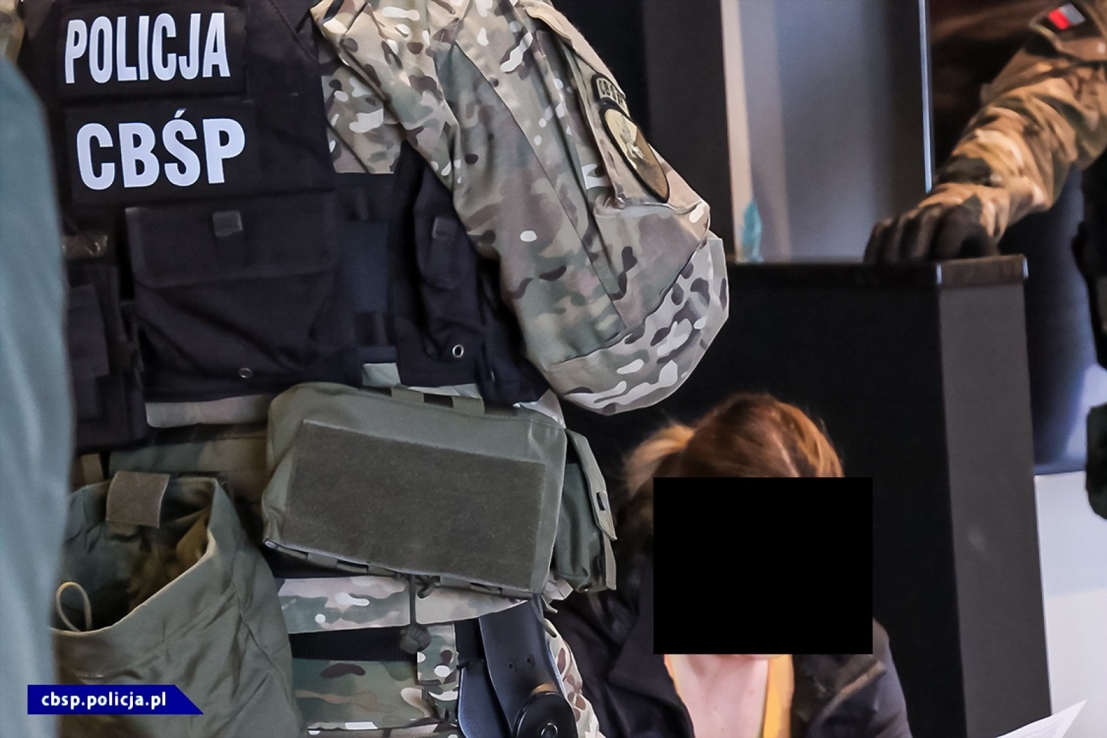 Zdjęcie w galerii na portalu naszraciborz.pl: 16 osób zatrzymanych w śledztwie dotyczącym niewłaściwego utylizowania odpadów wiadomości z regionu