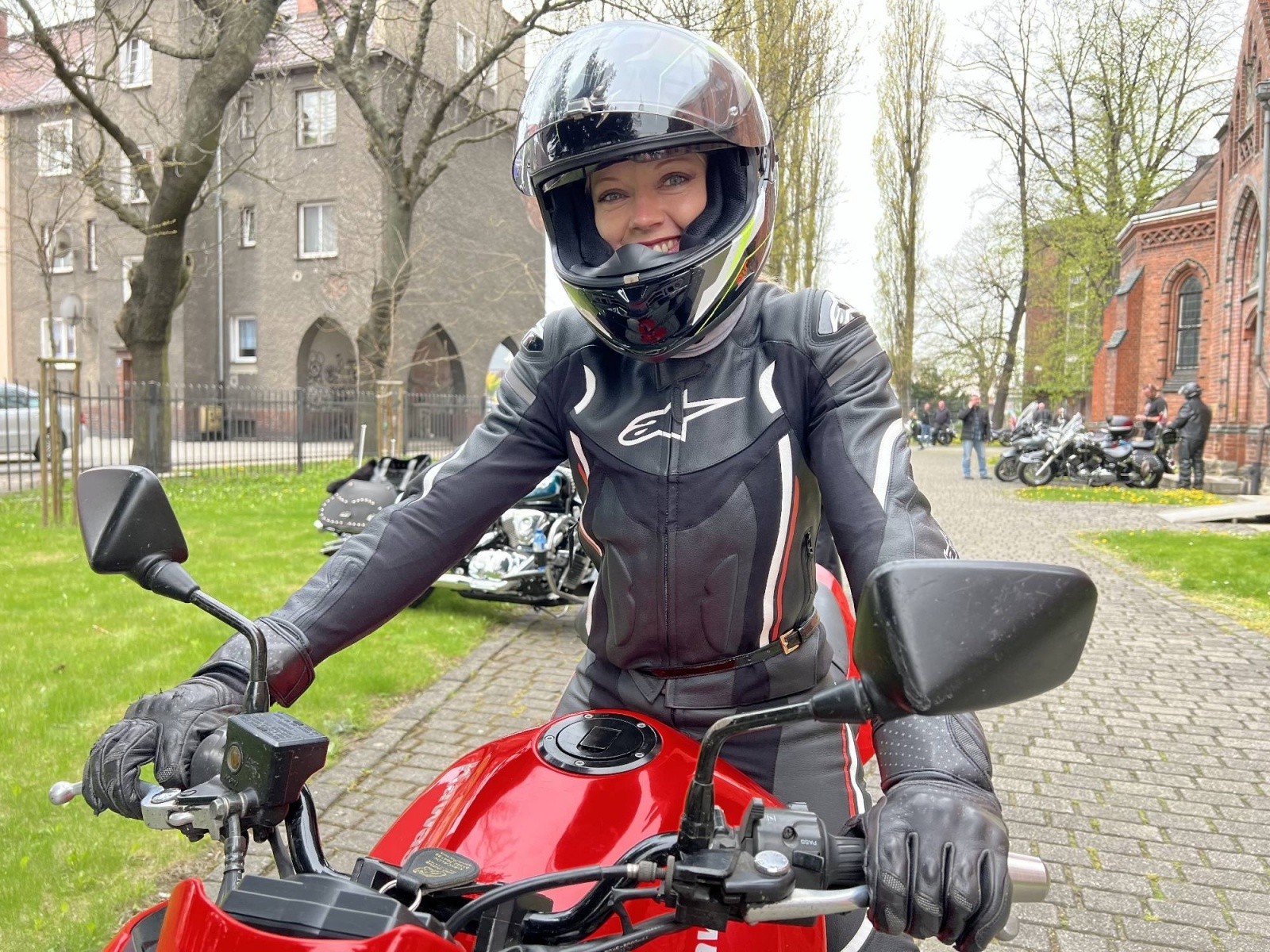 Zdjęcie w galerii na portalu naszraciborz.pl: Bolo i przyjaciele rozpoczęli sezon. Motocykle zjechały na Starą Wieś wiadomości z regionu