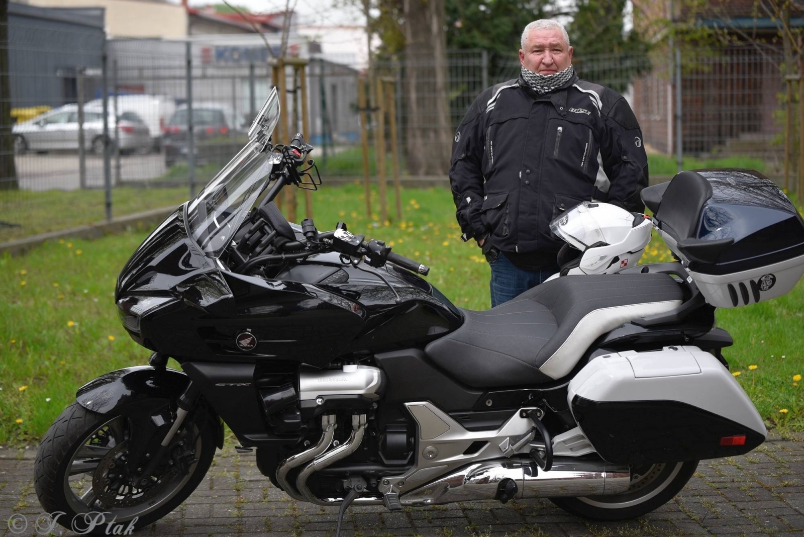 Zdjęcie w galerii na portalu naszraciborz.pl: Bolo i przyjaciele rozpoczęli sezon. Motocykle zjechały na Starą Wieś wiadomości z regionu