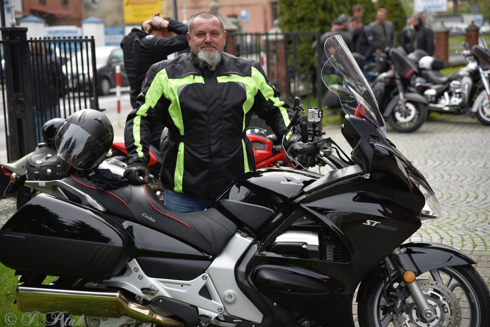 Zdjęcie w galerii na portalu naszraciborz.pl: Bolo i przyjaciele rozpoczęli sezon. Motocykle zjechały na Starą Wieś wiadomości z regionu