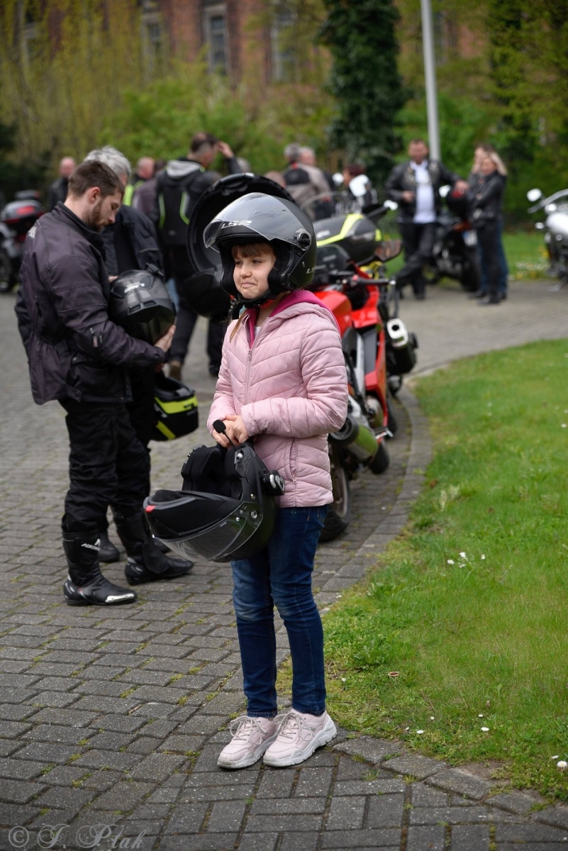 Zdjęcie w galerii na portalu naszraciborz.pl: Bolo i przyjaciele rozpoczęli sezon. Motocykle zjechały na Starą Wieś wiadomości z regionu