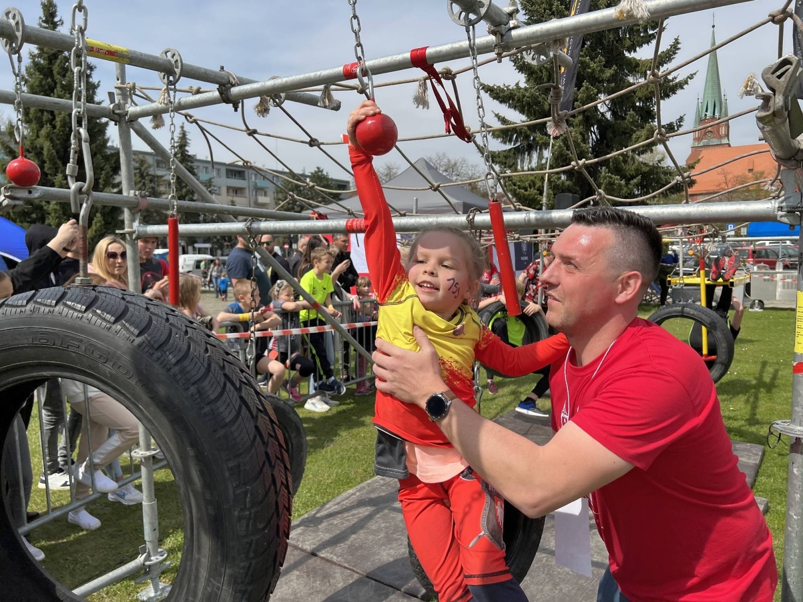 Zdjęcie w galerii na portalu naszraciborz.pl: Druga bitwa o basztę. Do Raciborza przyjechało 100 proc. więcej wojowników wiadomości z regionu