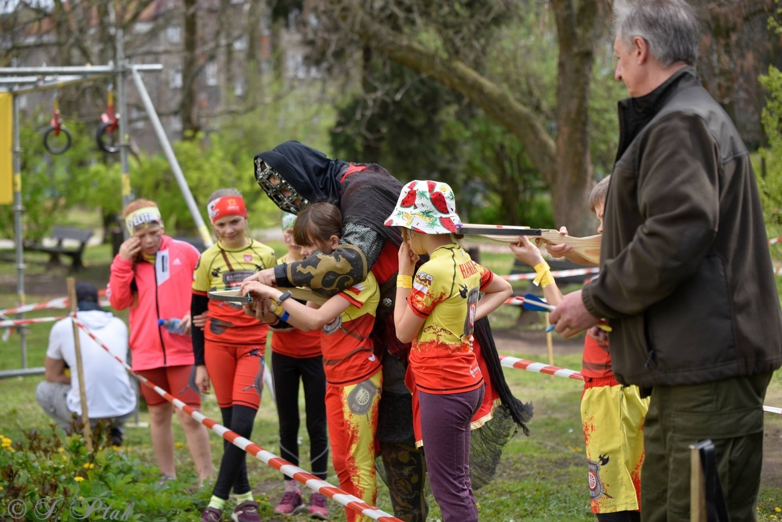 Zdjęcie w galerii na portalu naszraciborz.pl: Druga bitwa o basztę. Do Raciborza przyjechało 100 proc. więcej wojowników wiadomości z regionu