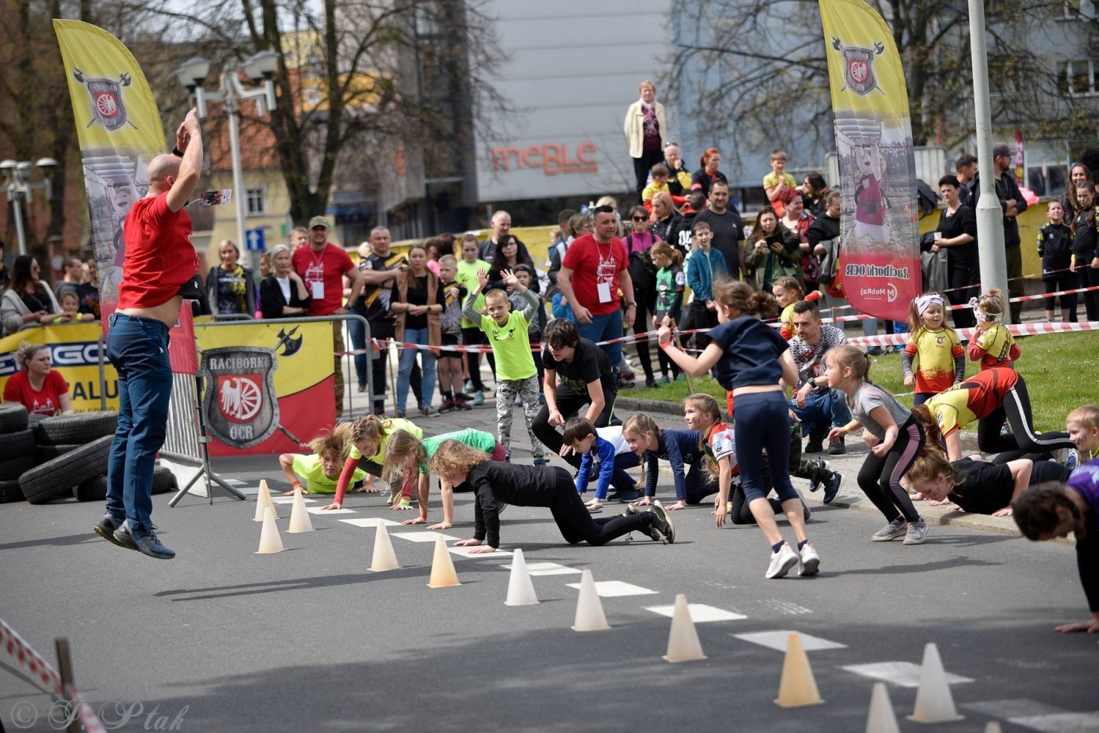 Zdjęcie w galerii na portalu naszraciborz.pl: Druga bitwa o basztę. Do Raciborza przyjechało 100 proc. więcej wojowników wiadomości z regionu