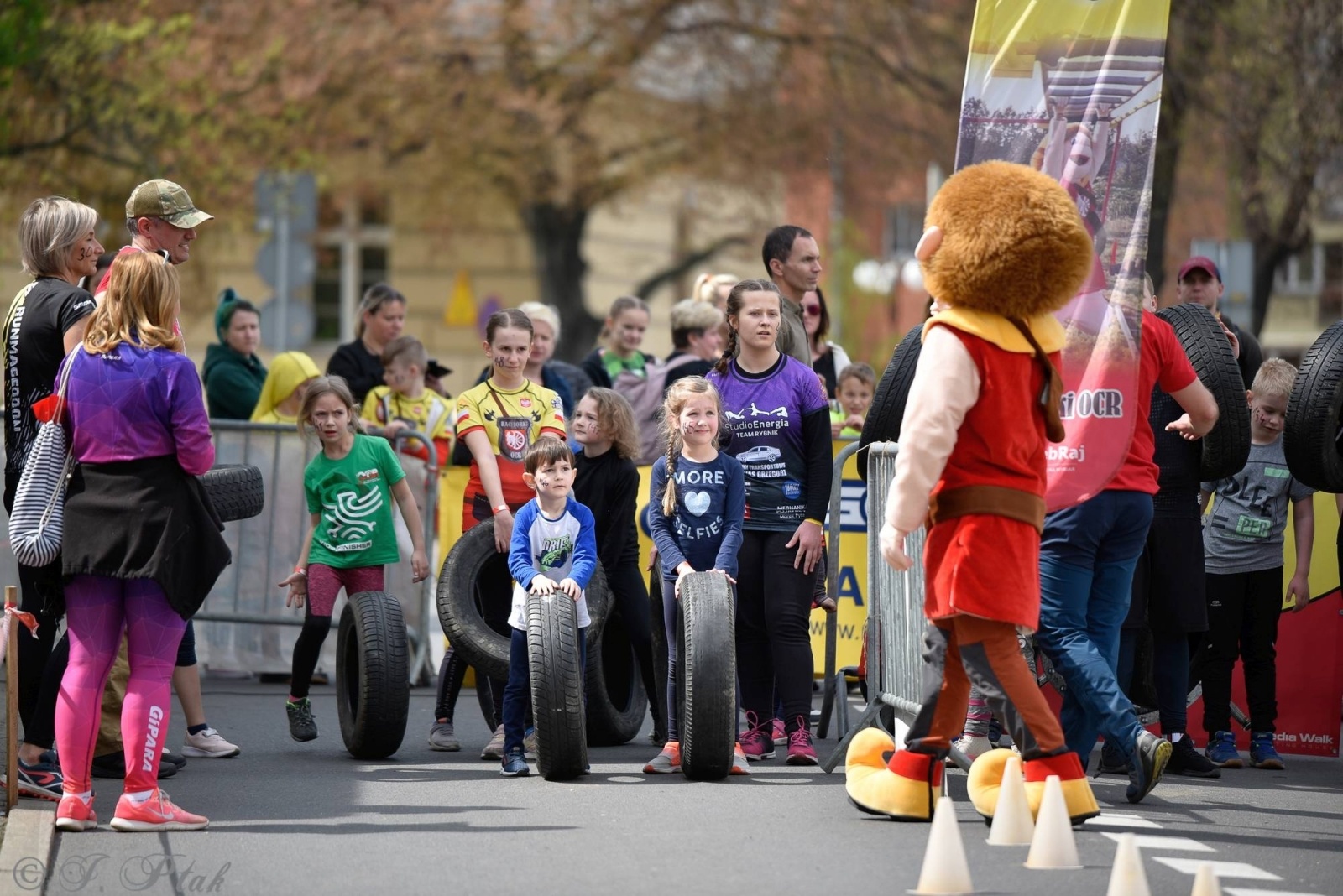 Zdjęcie w galerii na portalu naszraciborz.pl: Druga bitwa o basztę. Do Raciborza przyjechało 100 proc. więcej wojowników wiadomości z regionu