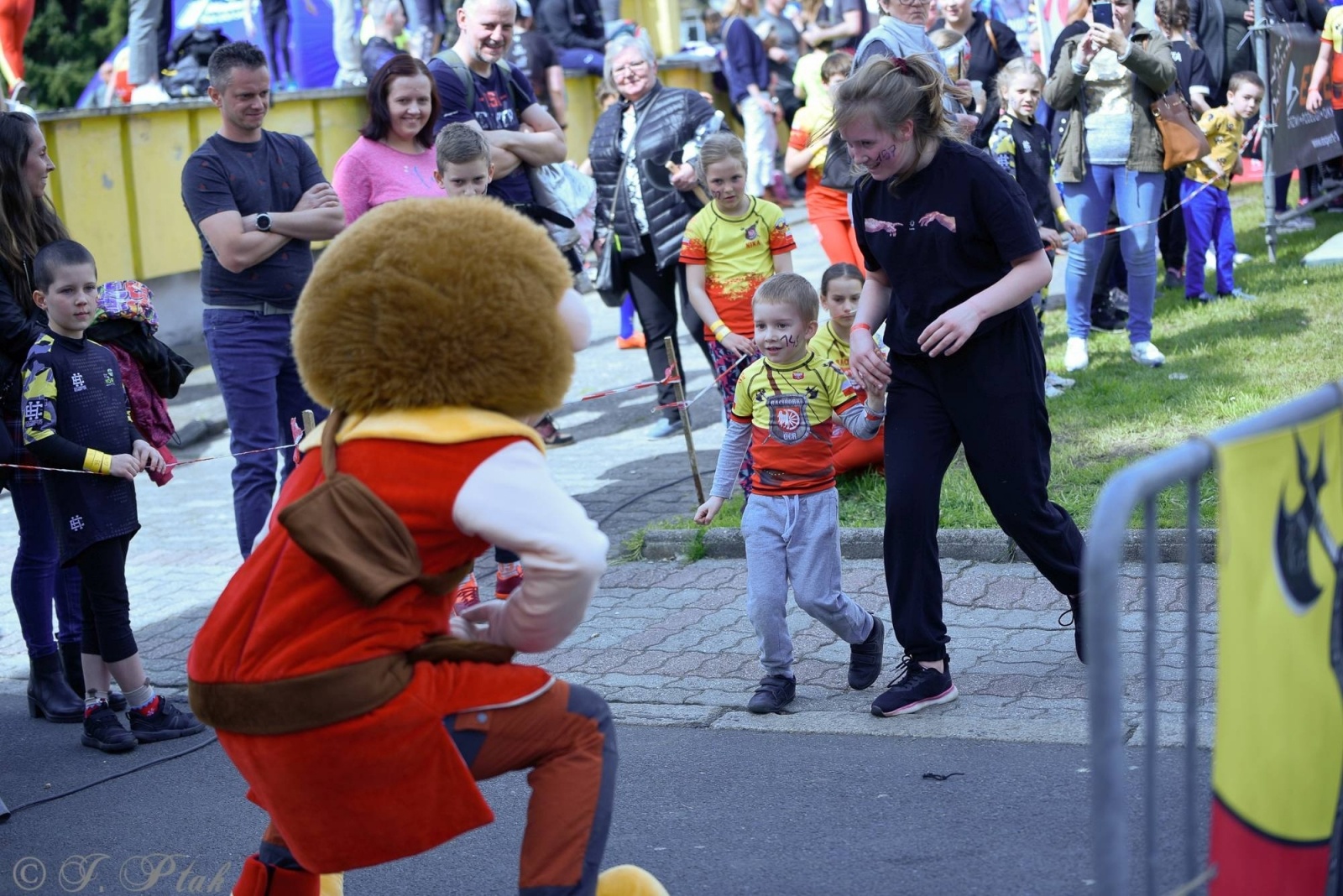 Zdjęcie w galerii na portalu naszraciborz.pl: Druga bitwa o basztę. Do Raciborza przyjechało 100 proc. więcej wojowników wiadomości z regionu