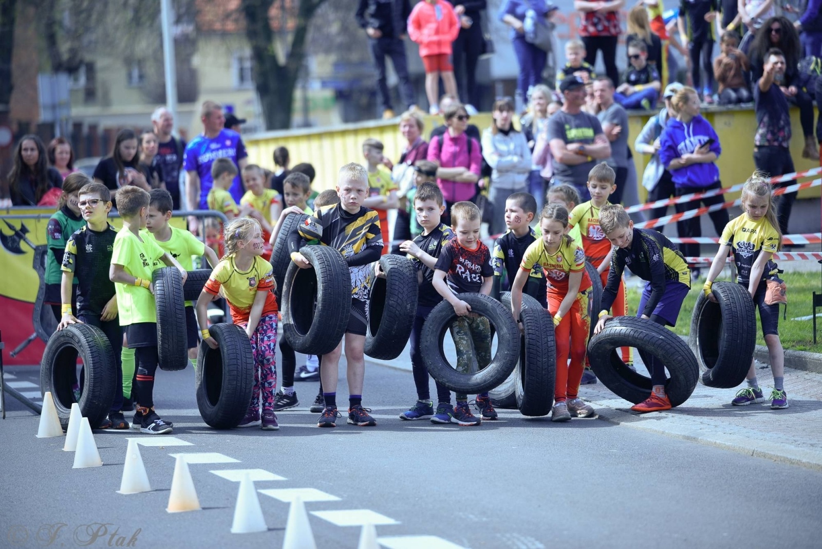 Zdjęcie w galerii na portalu naszraciborz.pl: Druga bitwa o basztę. Do Raciborza przyjechało 100 proc. więcej wojowników wiadomości z regionu