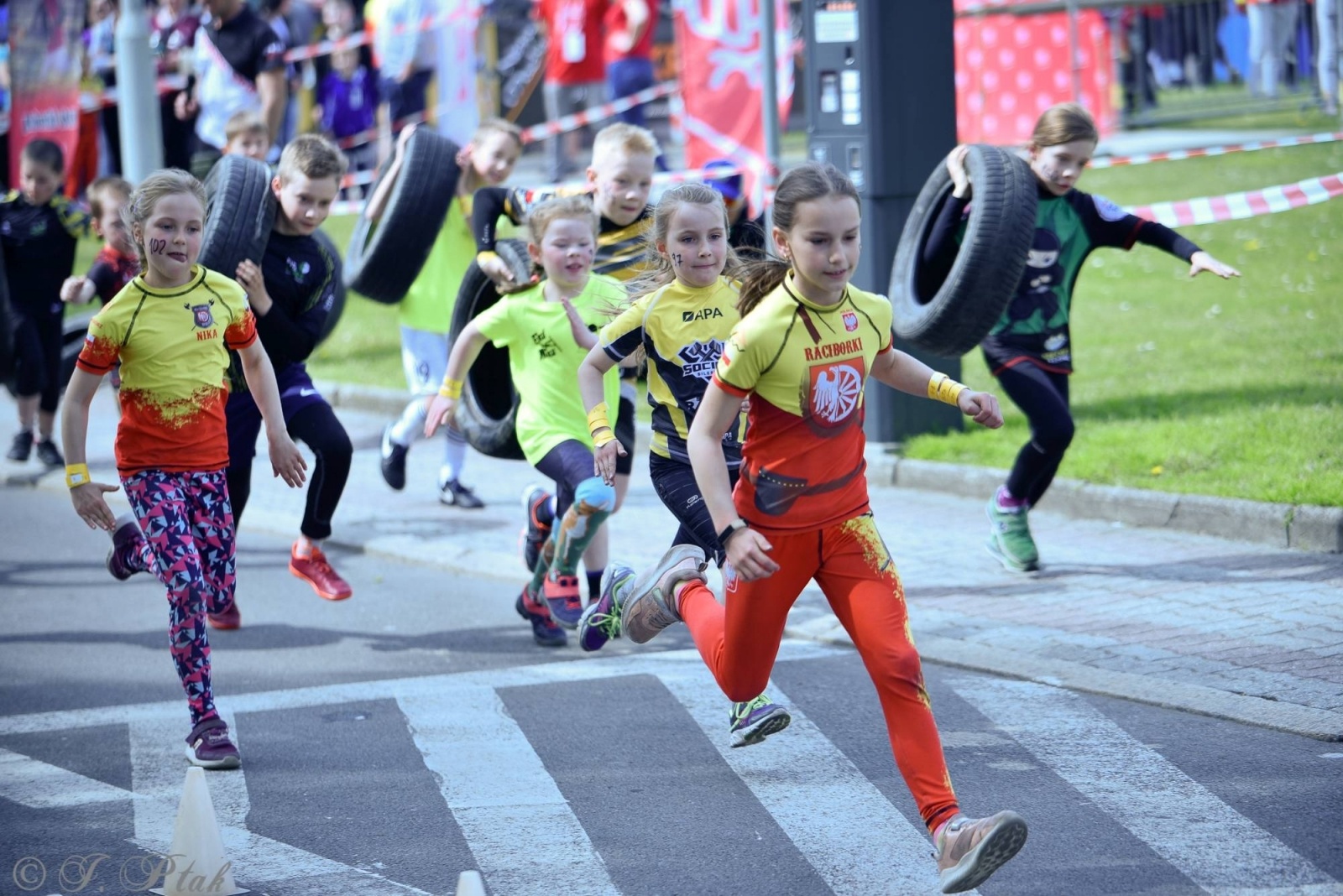 Zdjęcie w galerii na portalu naszraciborz.pl: Druga bitwa o basztę. Do Raciborza przyjechało 100 proc. więcej wojowników wiadomości z regionu