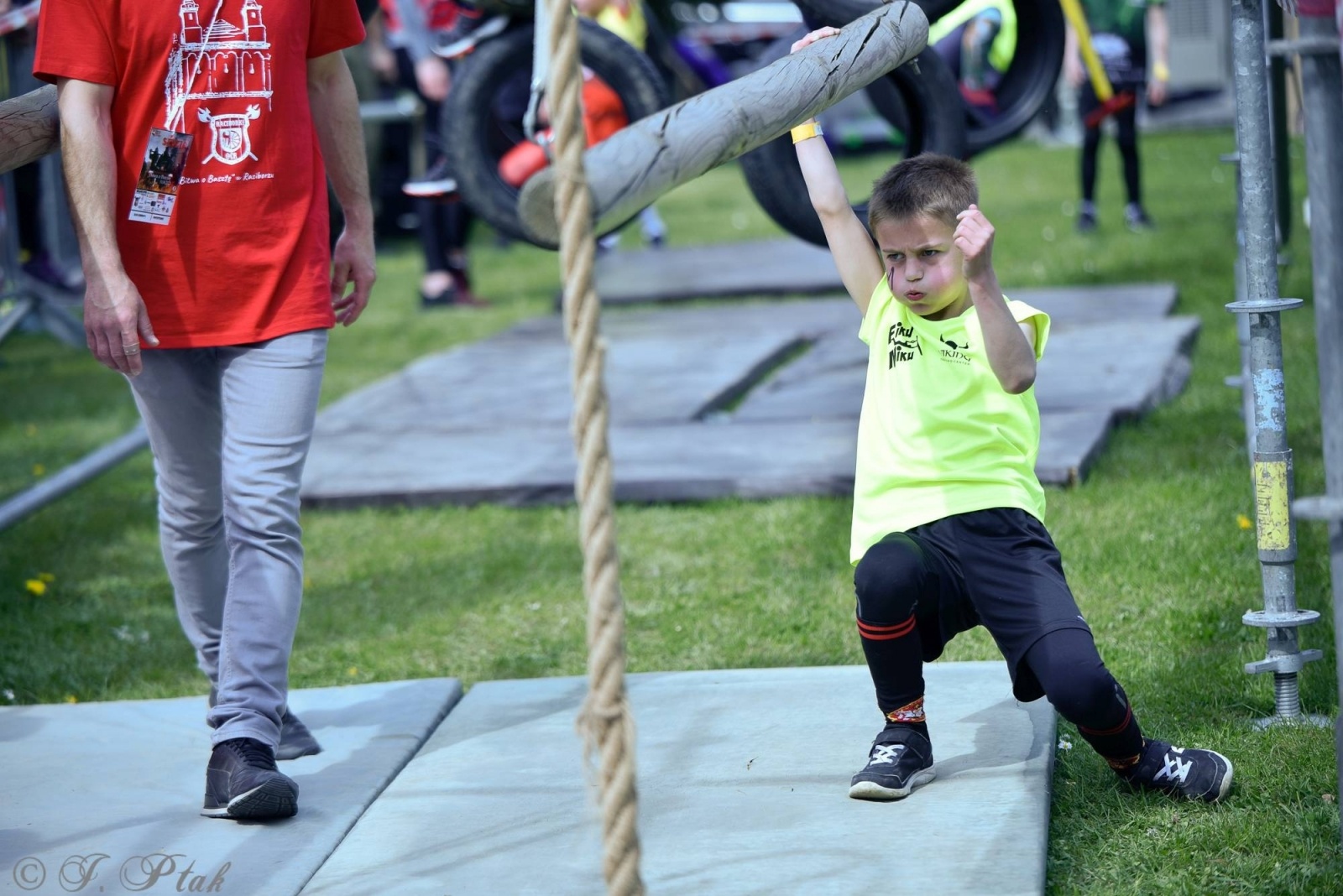 Zdjęcie w galerii na portalu naszraciborz.pl: Druga bitwa o basztę. Do Raciborza przyjechało 100 proc. więcej wojowników wiadomości z regionu