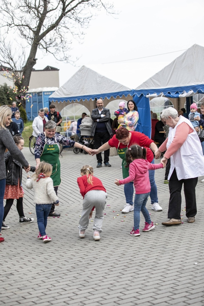 Zdjęcie w galerii na portalu naszraciborz.pl: Majówka na farskim placu w Krzanowicach [FOTO] wiadomości z regionu