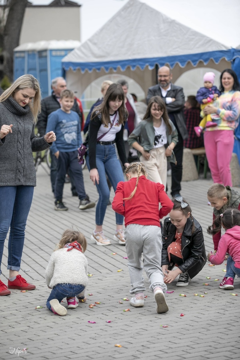 Zdjęcie w galerii na portalu naszraciborz.pl: Majówka na farskim placu w Krzanowicach [FOTO] wiadomości z regionu