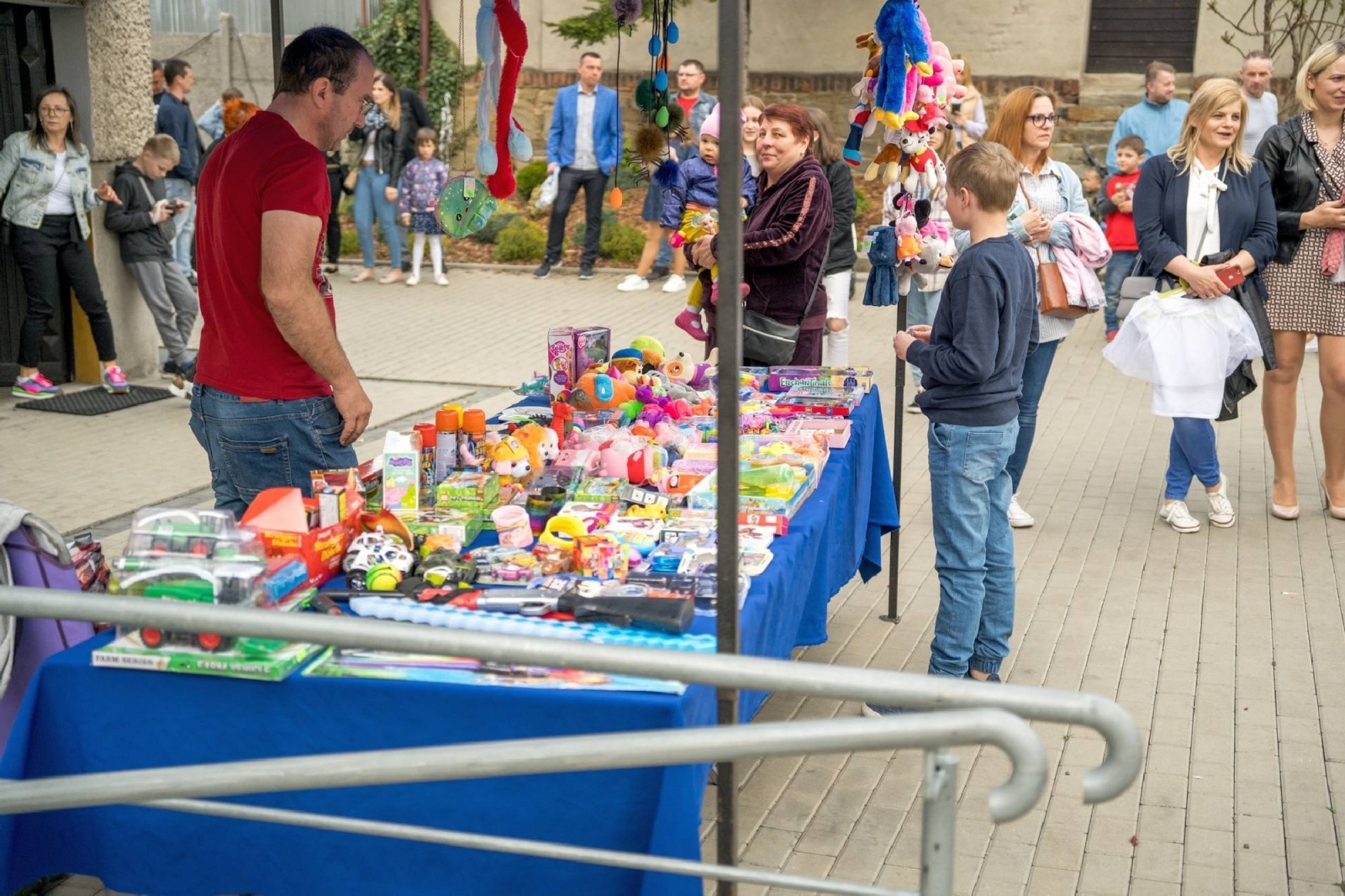 Zdjęcie w galerii na portalu naszraciborz.pl: Majówka na farskim placu w Krzanowicach [FOTO] wiadomości z regionu