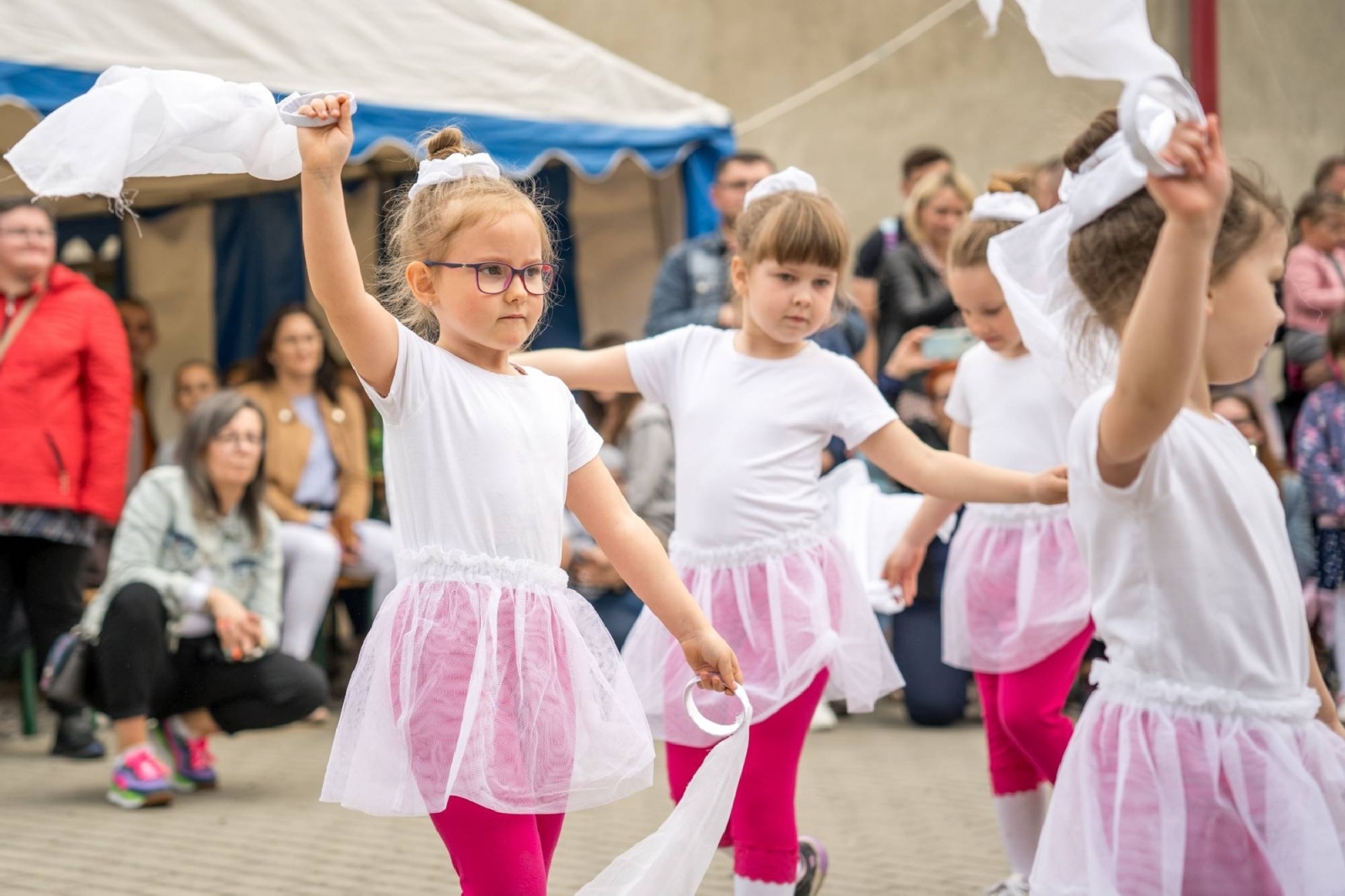 Zdjęcie w galerii na portalu naszraciborz.pl: Majówka na farskim placu w Krzanowicach [FOTO] wiadomości z regionu