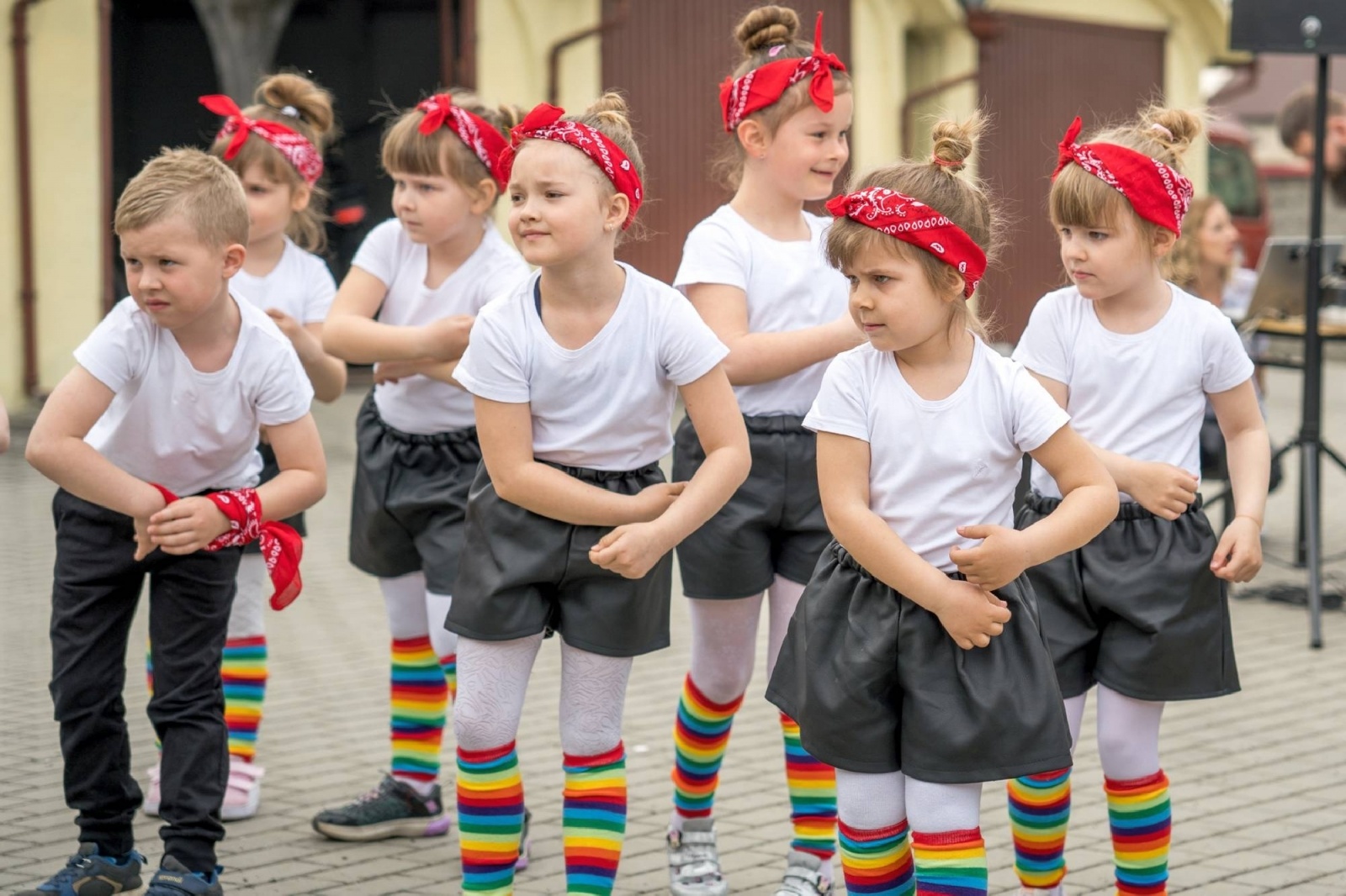 Zdjęcie w galerii na portalu naszraciborz.pl: Majówka na farskim placu w Krzanowicach [FOTO] wiadomości z regionu